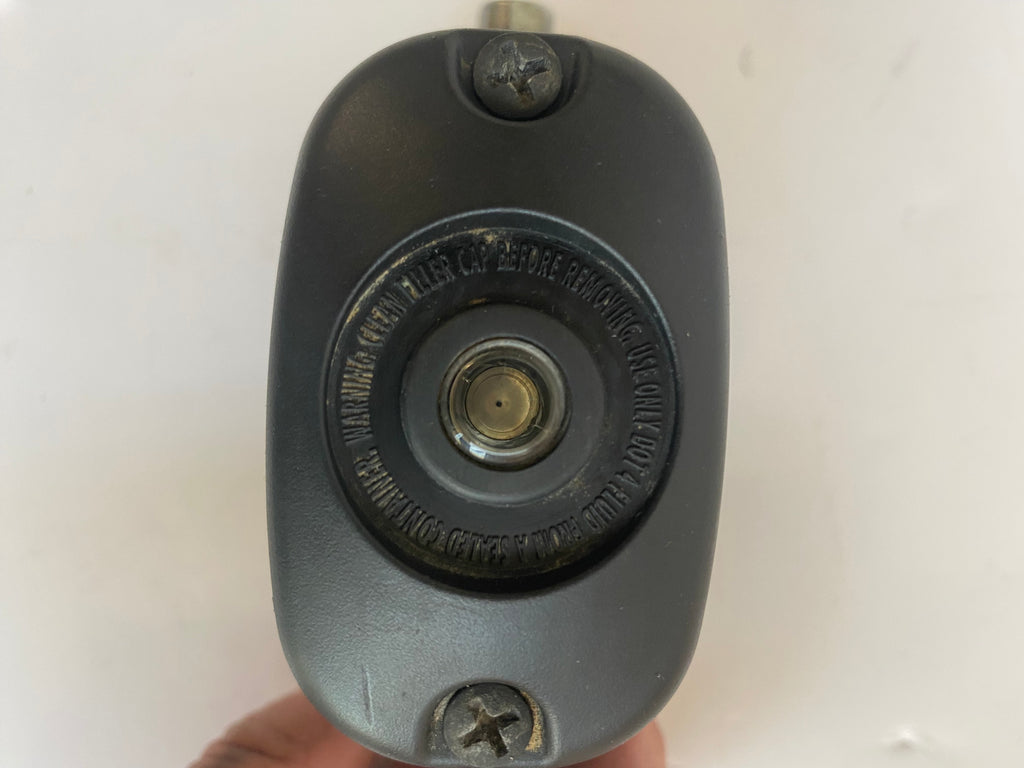 Maitre cylindre de frein arrière Dyna Harley Davidson REF OEM 42474-06C