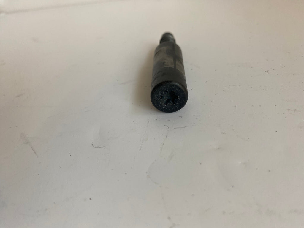 Vis étrier de frein arrière Harley Davidson REF OEM 42143-08B