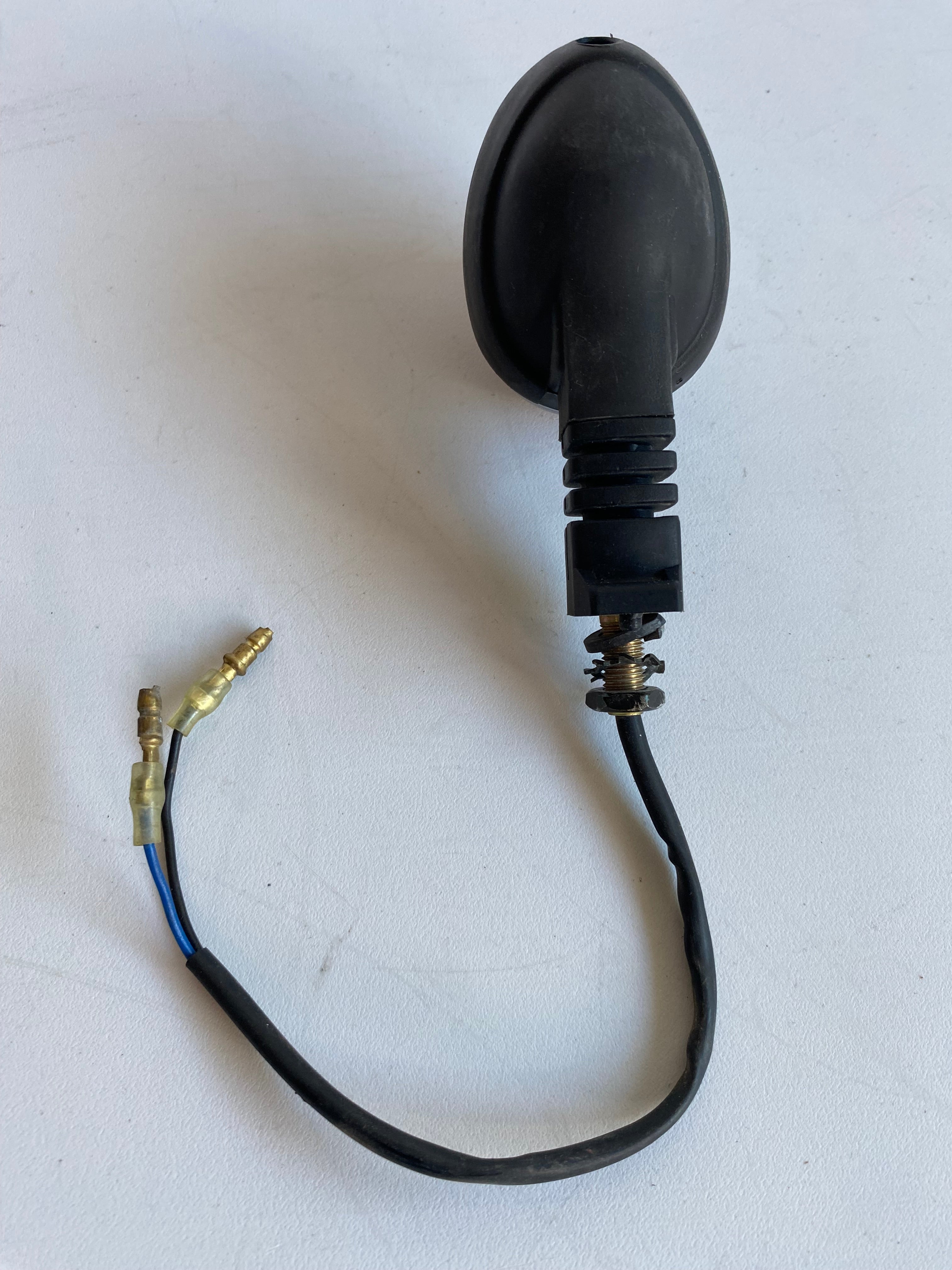 Clignotant arrière gauche Buell XB REF OEM Y0504.02A8