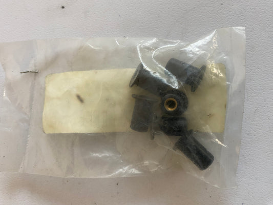 Satz mit 6 Gummi-Windschutzscheibenmuttern BUELL REF OEM: M0703.02A8