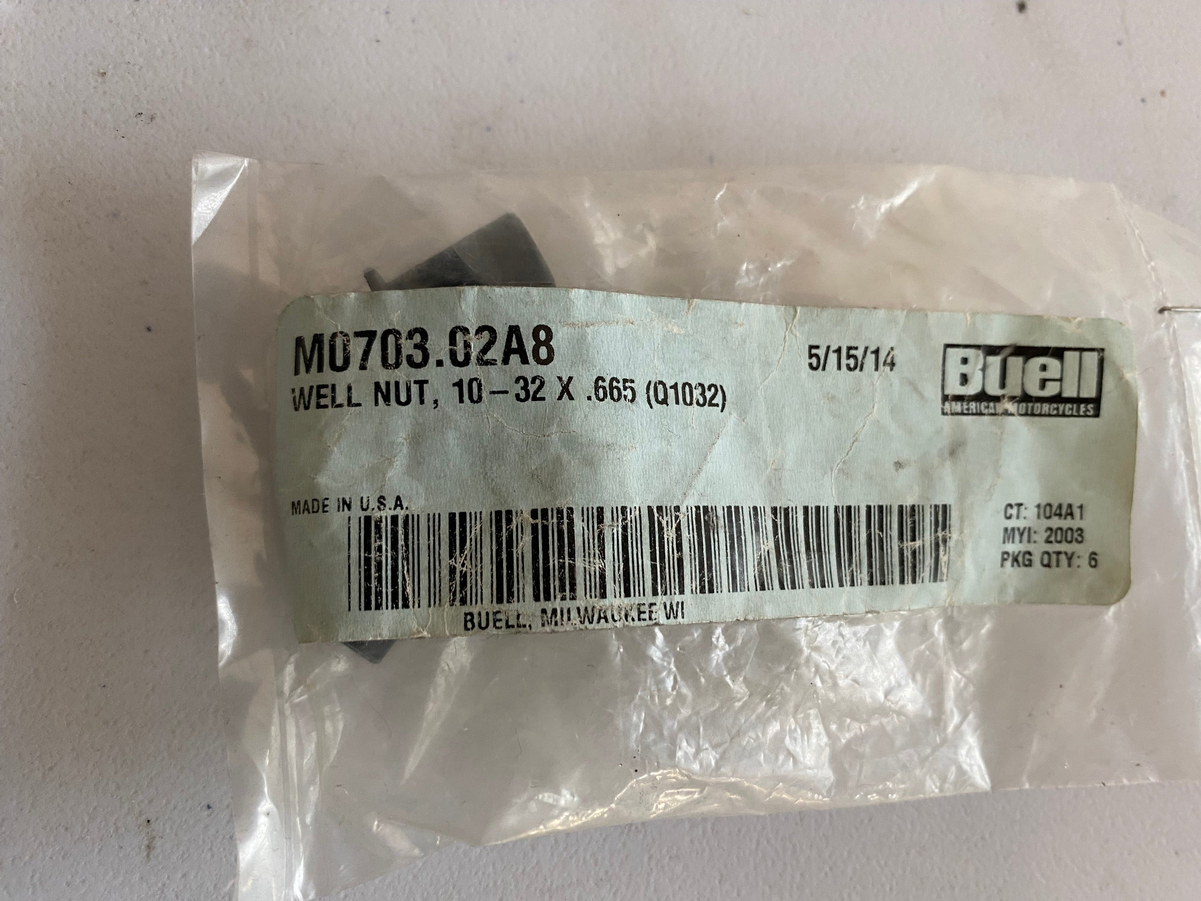 Kit 6 écrous caoutchouc pare brise BUELL REF OEM : M0703.02A8