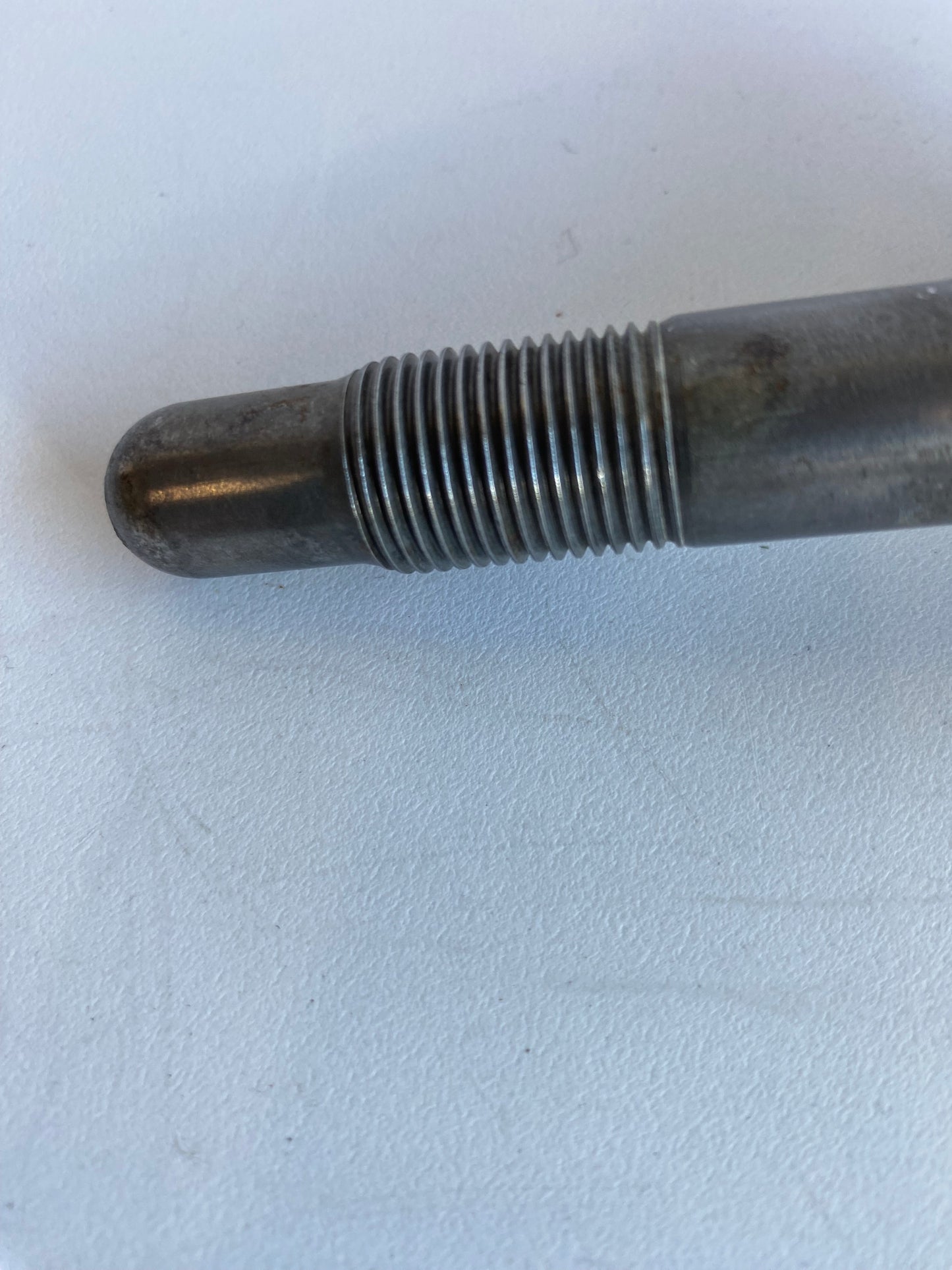 Vis support moteur avant Buell REF OEM L0512.02A8