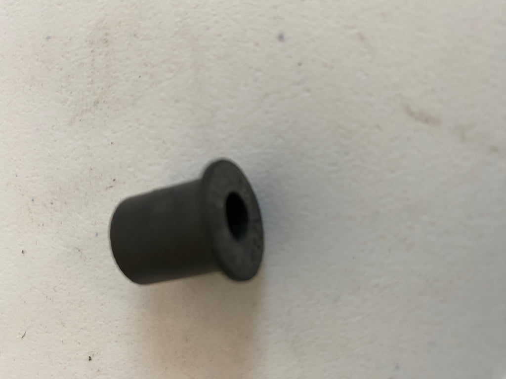 Rubber nut insert/fairing screw BUELL REF OEM: M0705.3