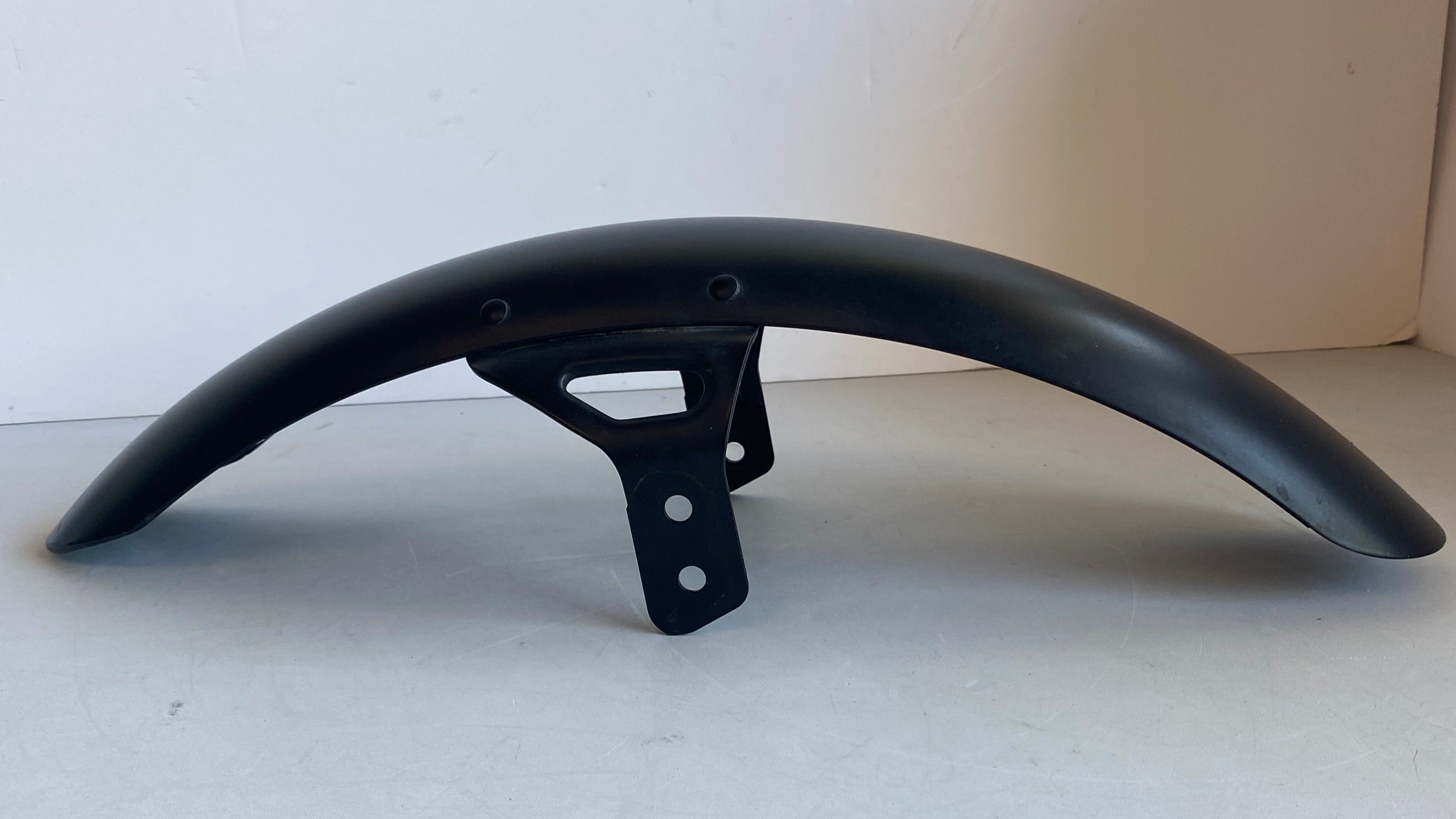 Garde boue avant noir mat Dyna Harley Davidson REF OEM 58900103BYM