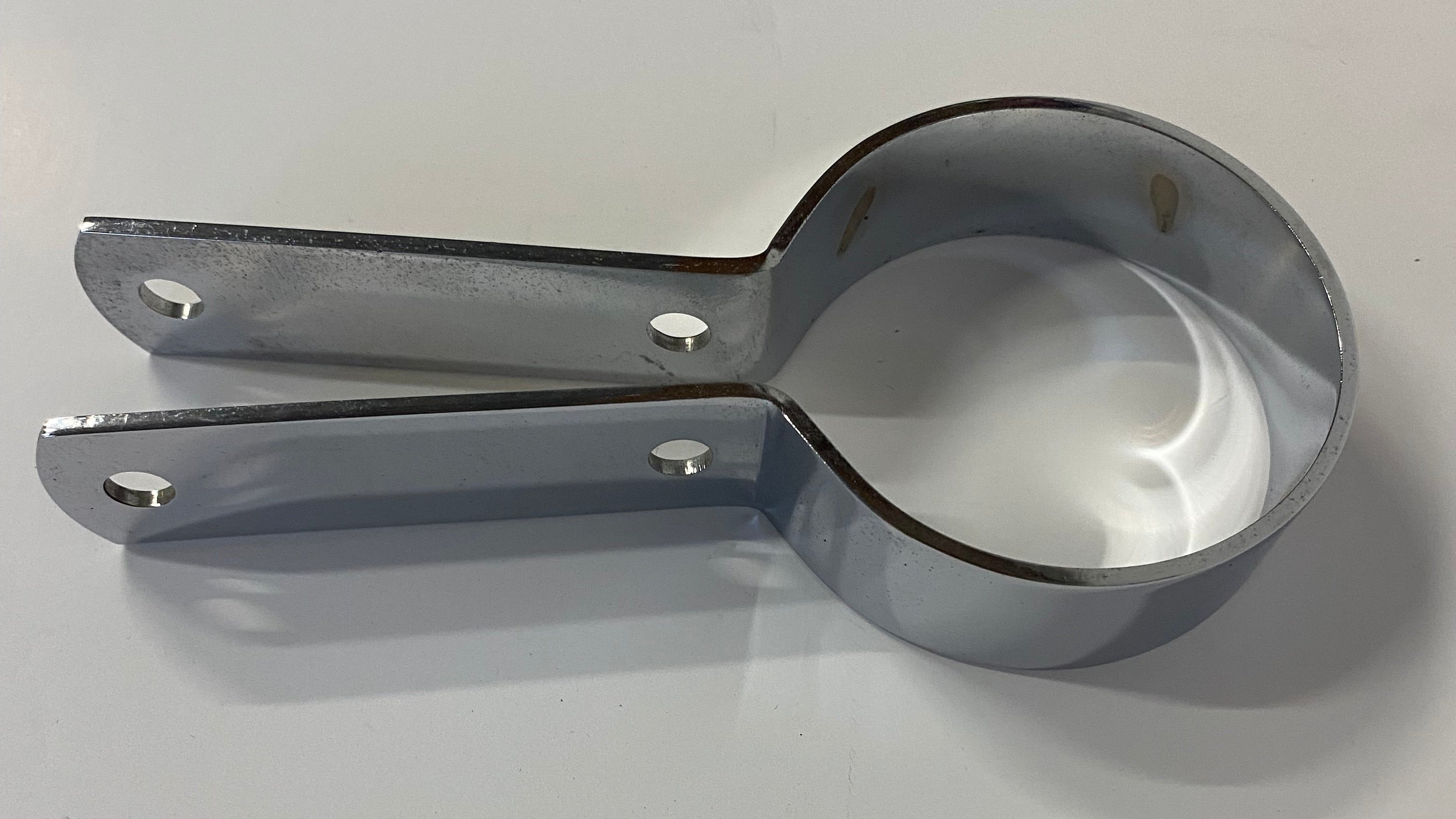 Auspuffschelle Schalldämpfer Krümmer 2-1/2 Zoll Harley Davidson