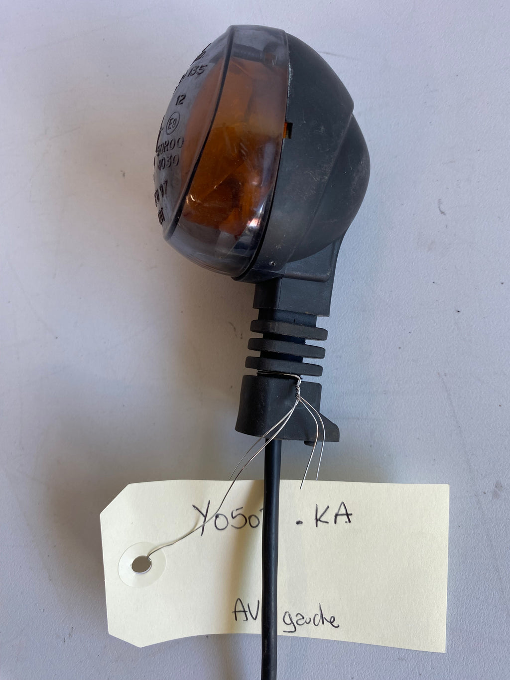 Clignotant avant gauche Buell XB REF OEM Y0503.KA