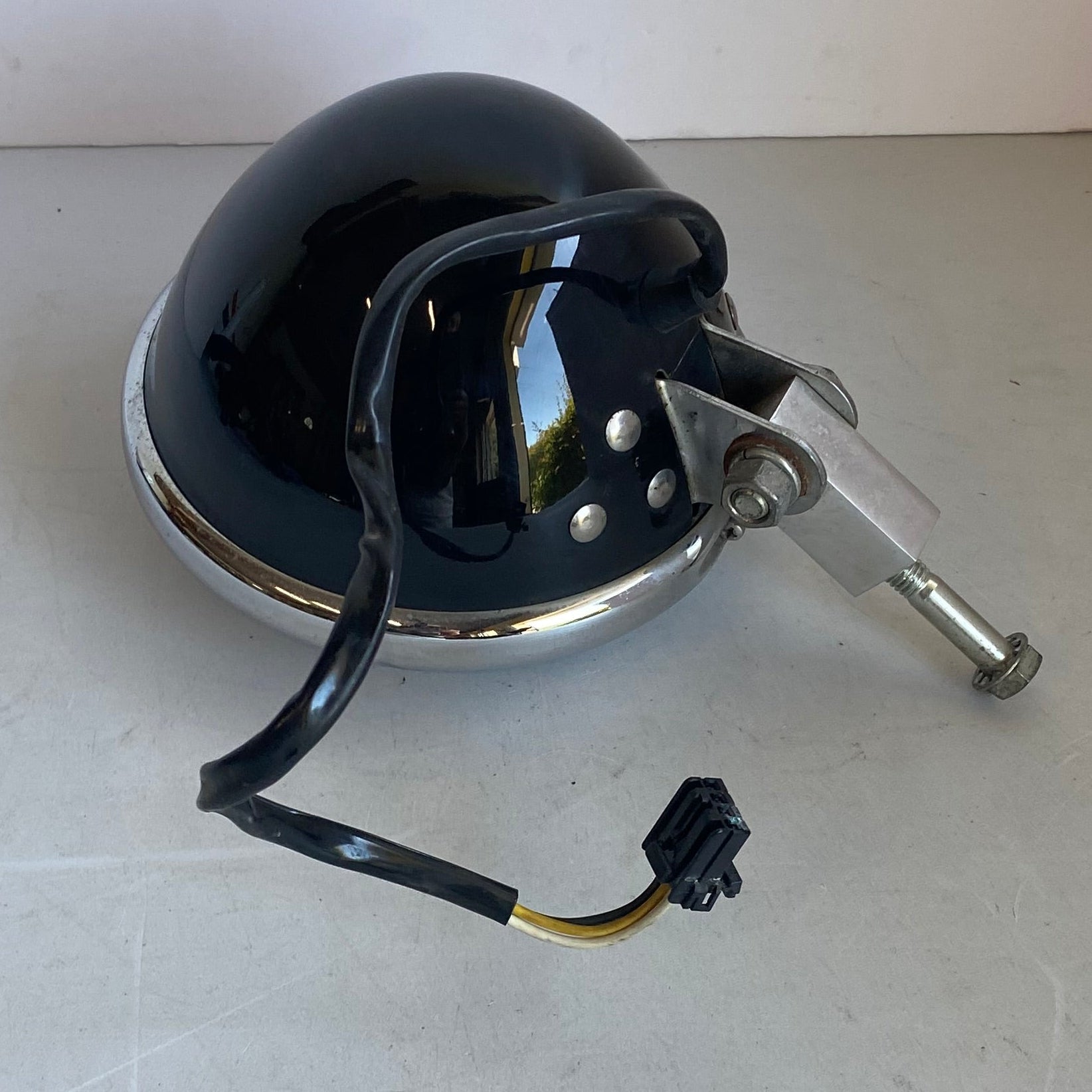 Phare 5-3/4" avec optique LED Daymaker Harley Davidson REF OEM 69356-06A & 67700144