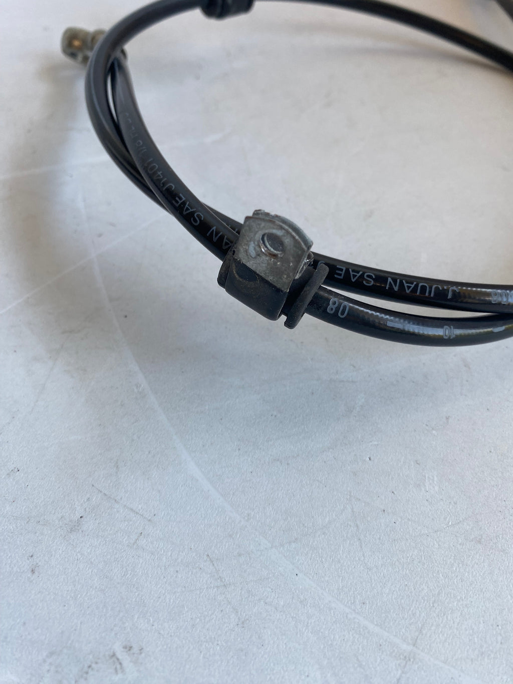 Durite de frein avant Dyna Harley Davidson REF OEM 42728-08