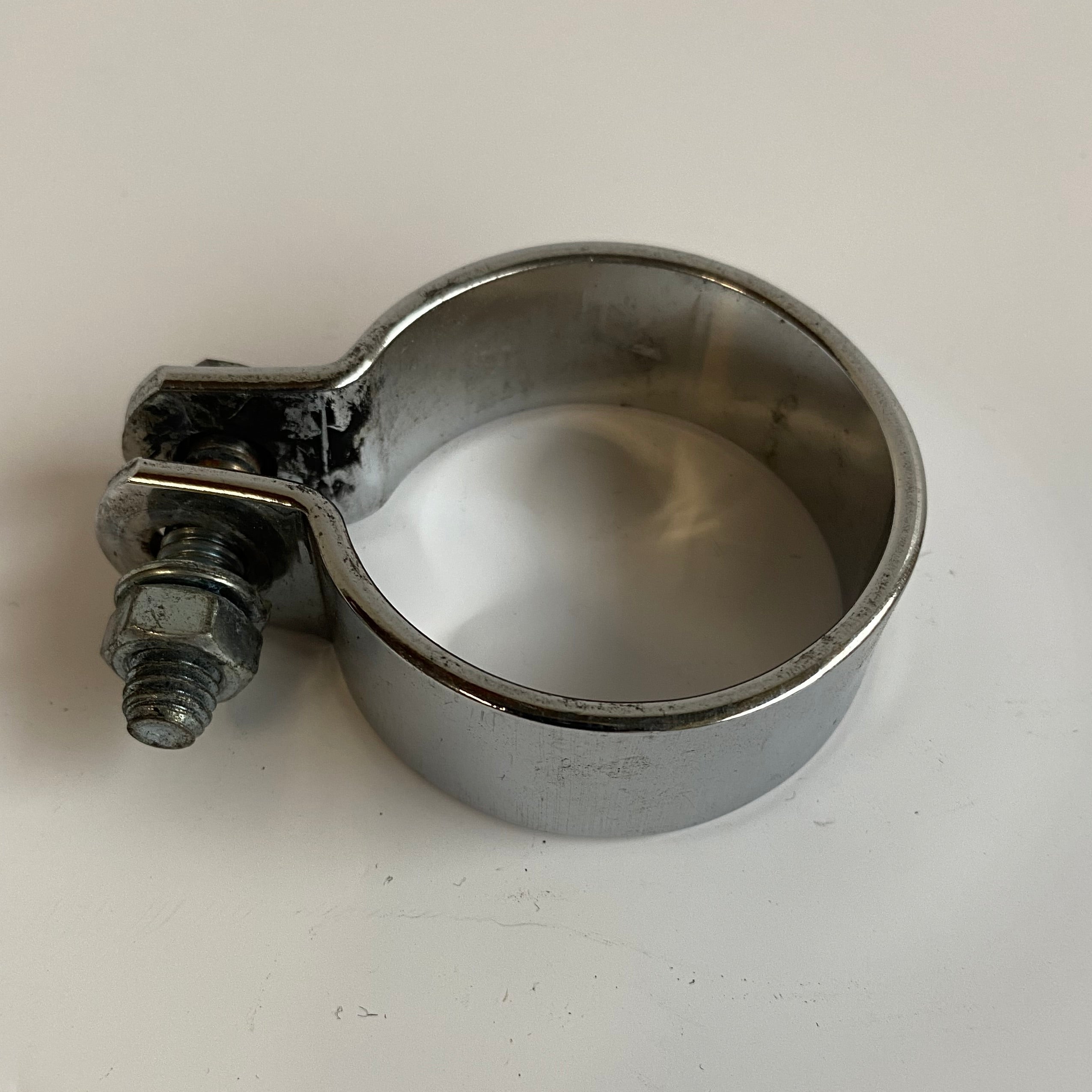 Universelle Auspuffschelle 1-3/4 Zoll Durchmesser Harley Davidson REF MCS 509295