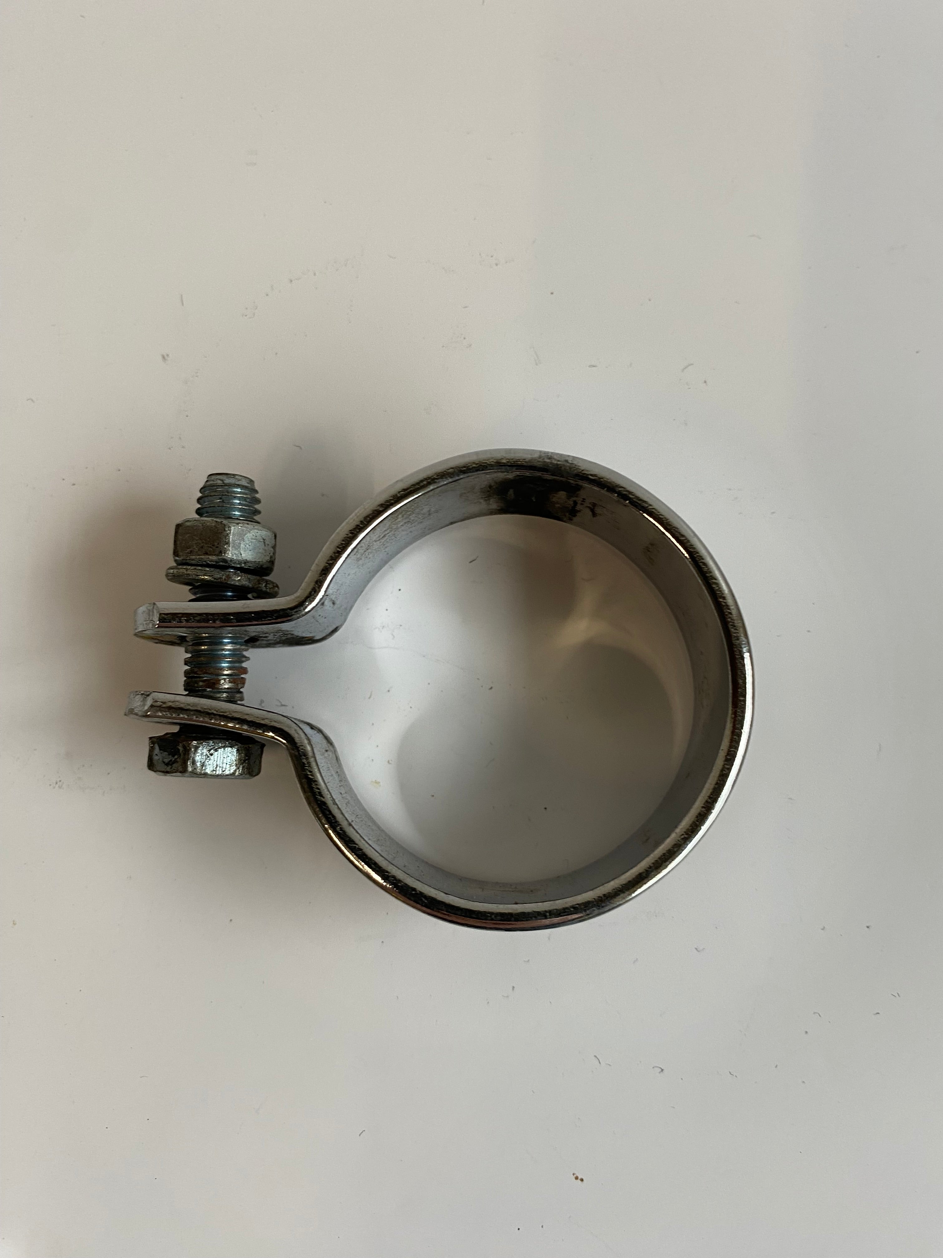 Universelle Auspuffschelle 1-3/4 Zoll Durchmesser Harley Davidson REF MCS 509295