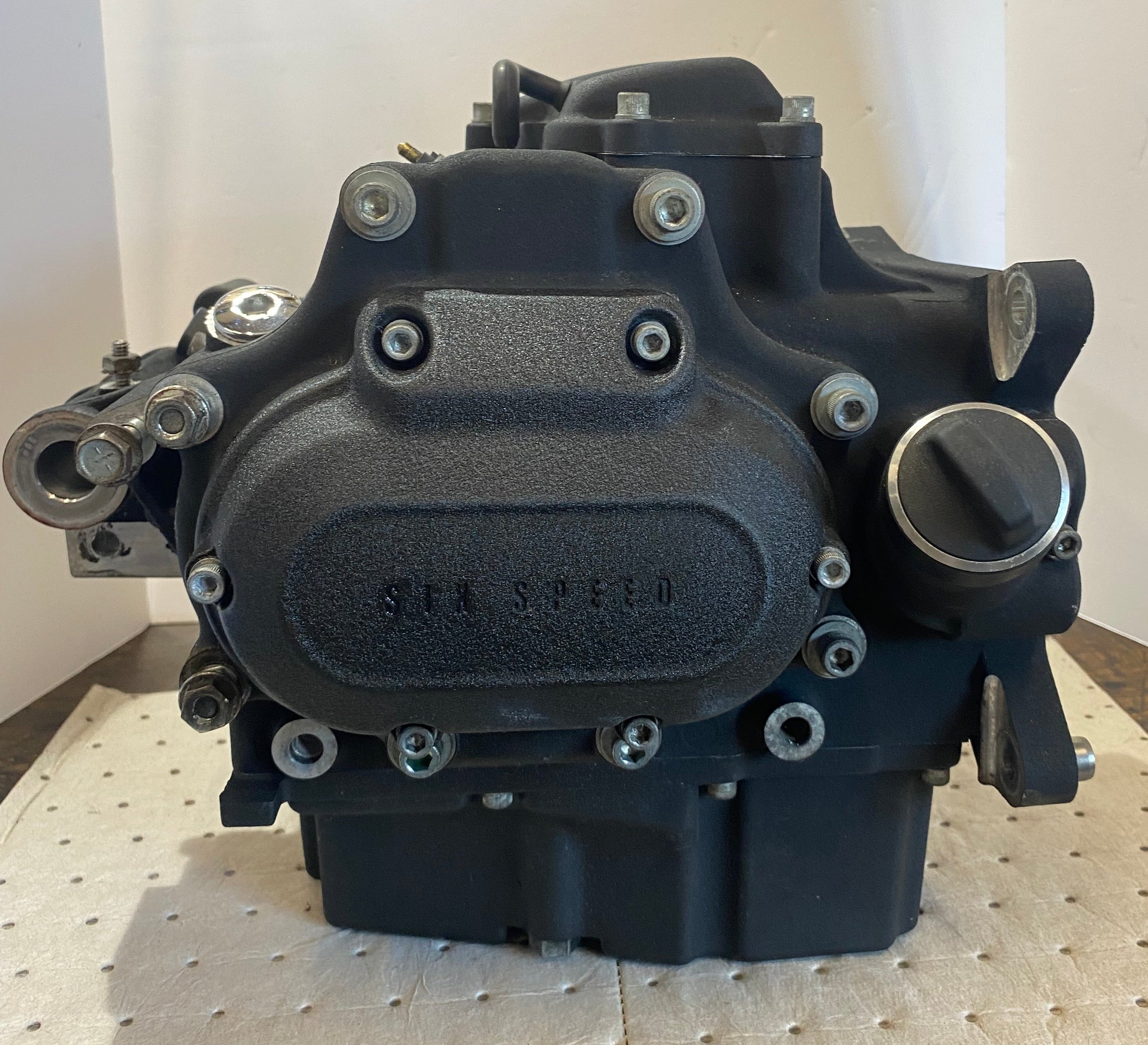 Boite à 6 vitesses complète Dyna Harley Davidson REF OEM 34747-06C