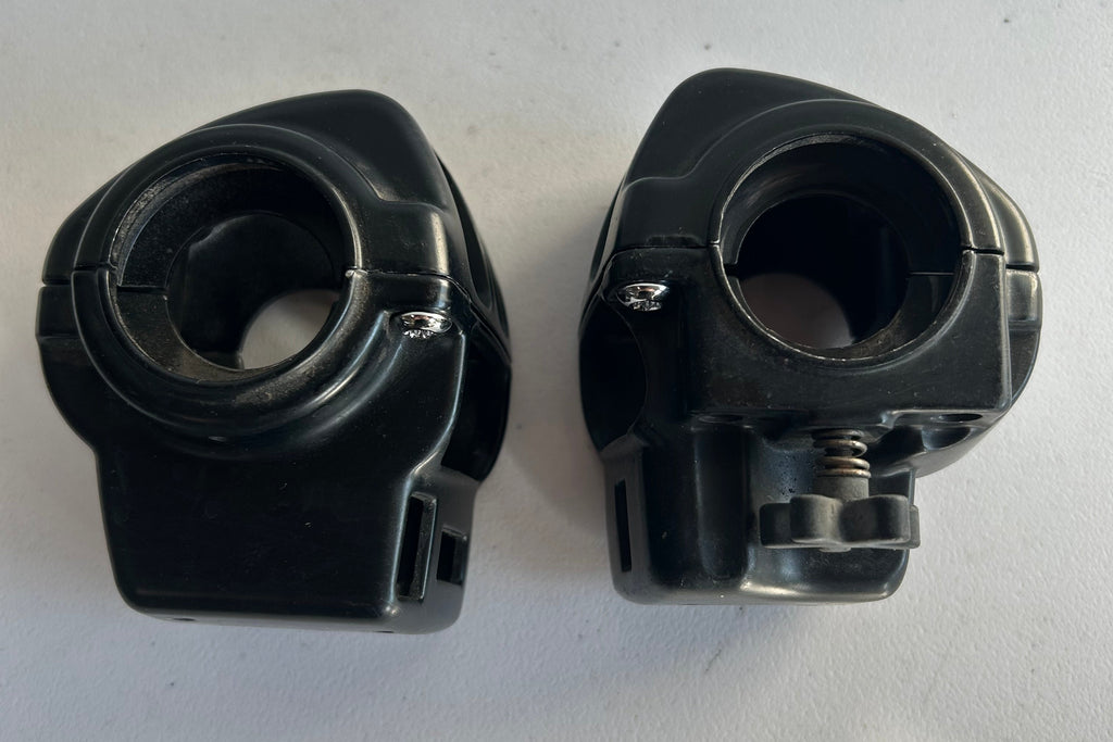 Satz schwarzer Commodos Touring Harley Davidson