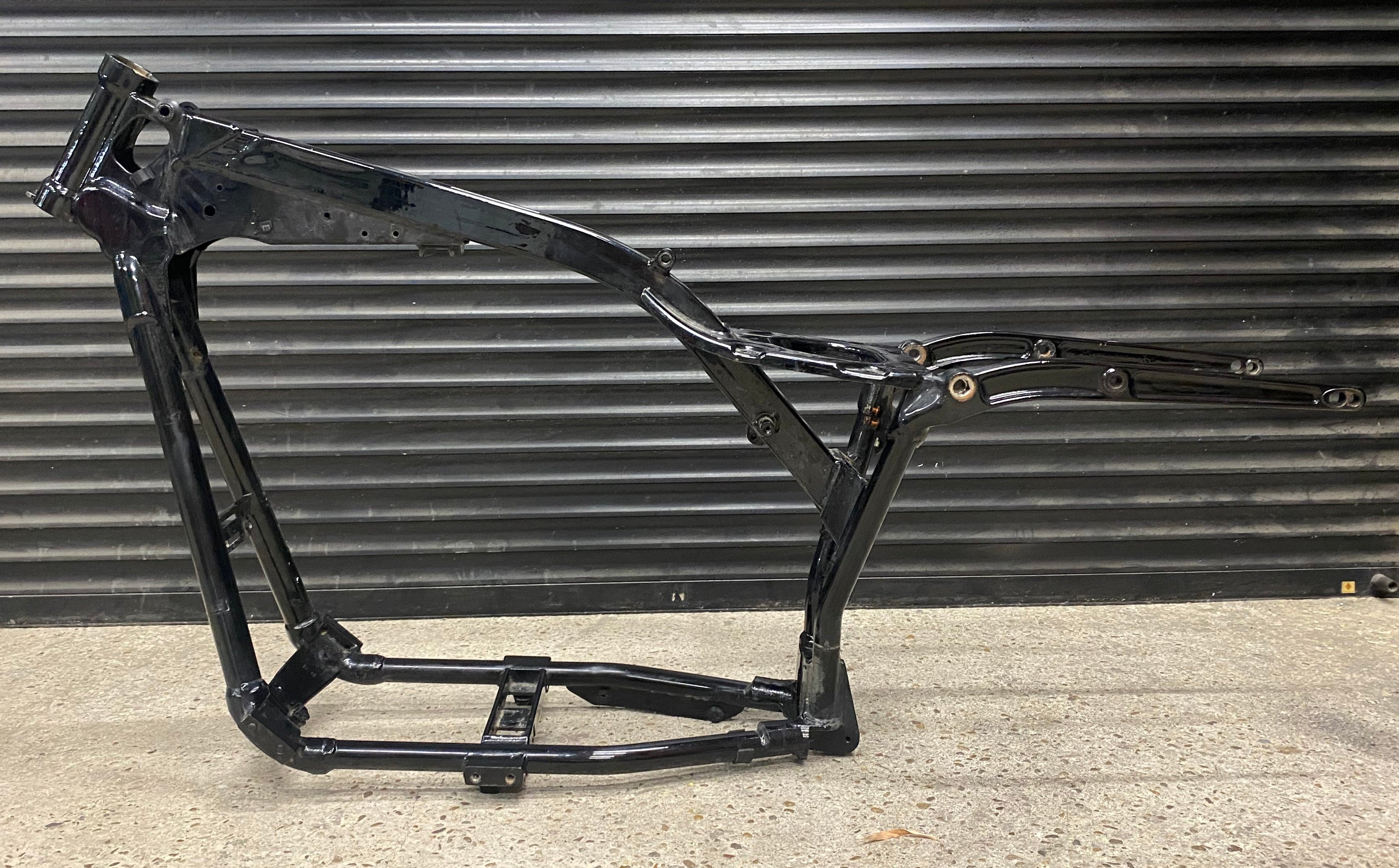 Cadre de Dyna 2006 à 2017 Harley Davidson REF OEM 47745-06B