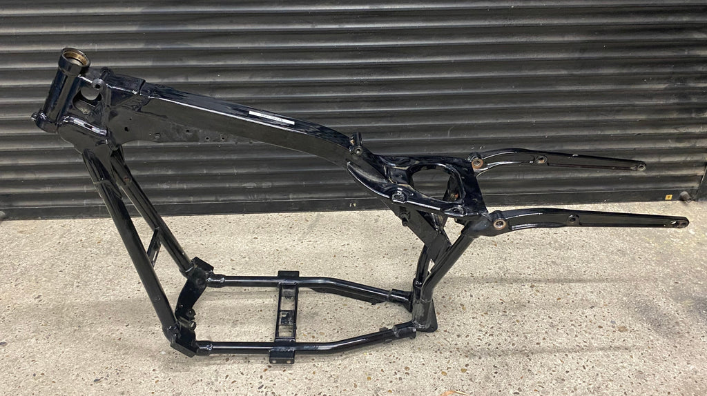 Cadre de Dyna 2006 à 2017 Harley Davidson REF OEM 47745-06B