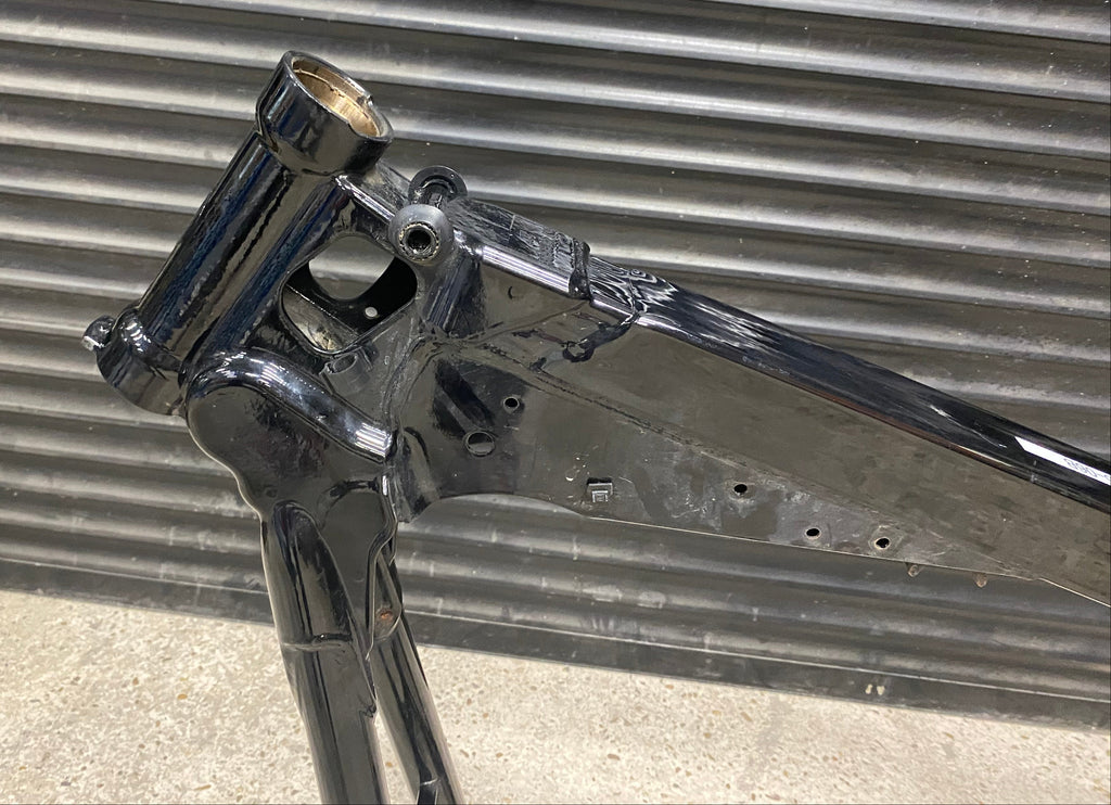Cadre de Dyna 2006 à 2017 Harley Davidson REF OEM 47745-06B