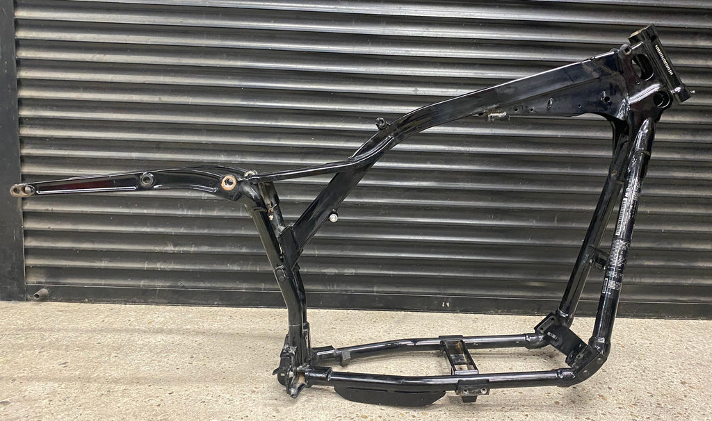 Cadre de Dyna 2006 à 2017 Harley Davidson REF OEM 47745-06B