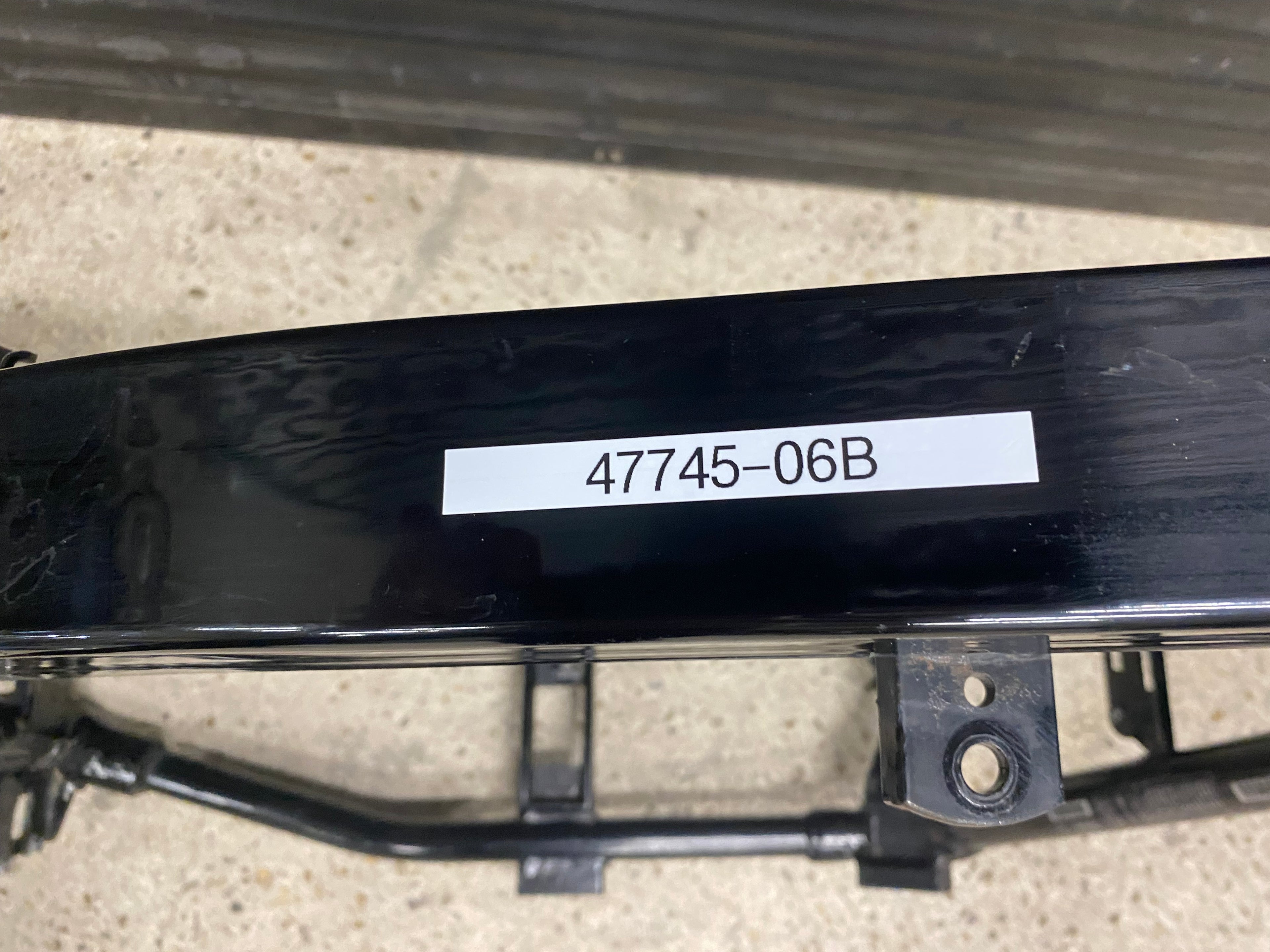 Cadre de Dyna 2006 à 2017 Harley Davidson REF OEM 47745-06B