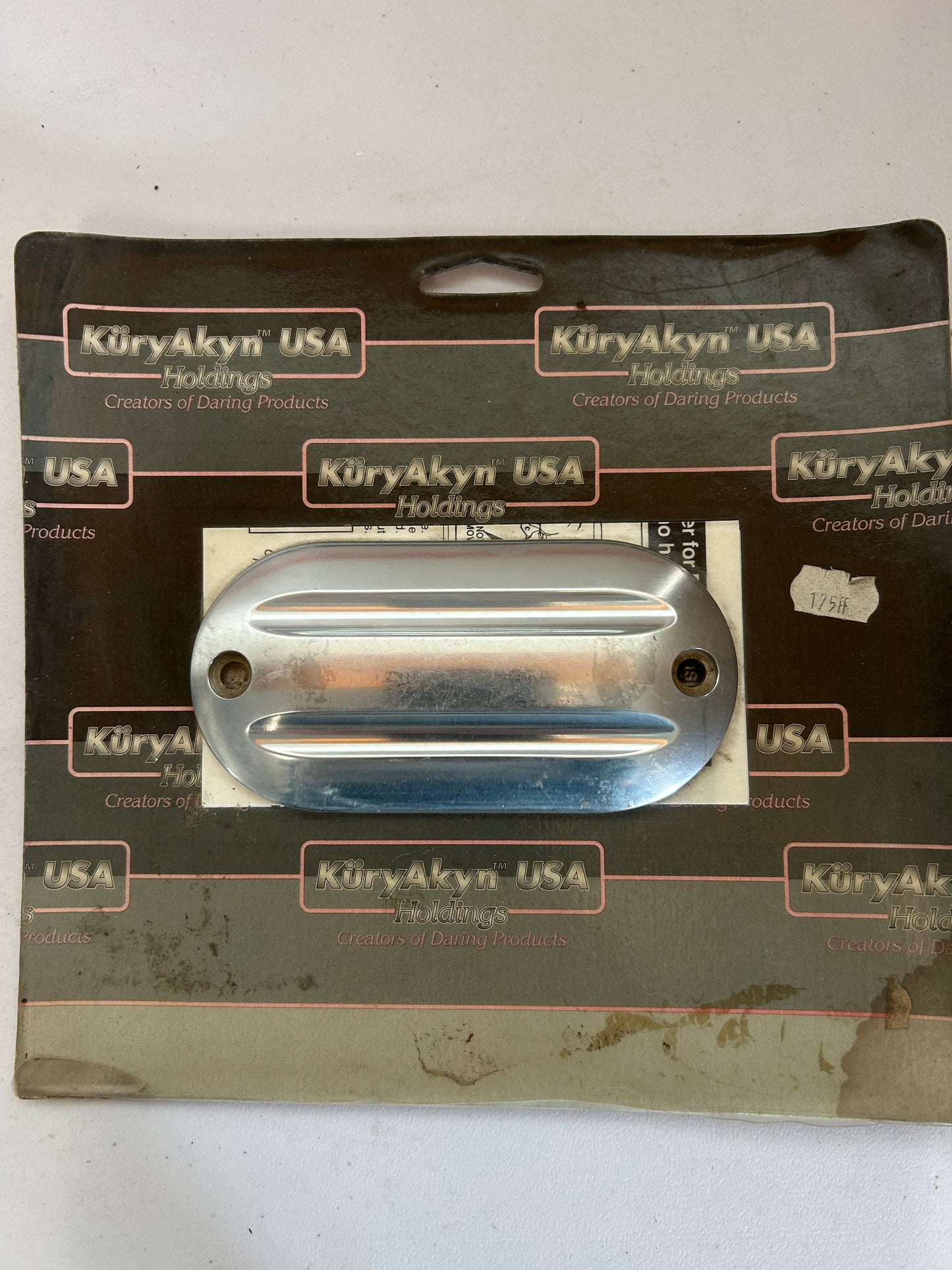 Couvercle de trappe inspection Kuryakyn Harley Davidson