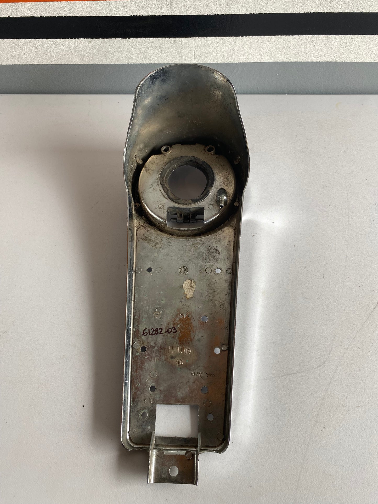 Console centrale Harley Davidson REF OEM : 61282-03
