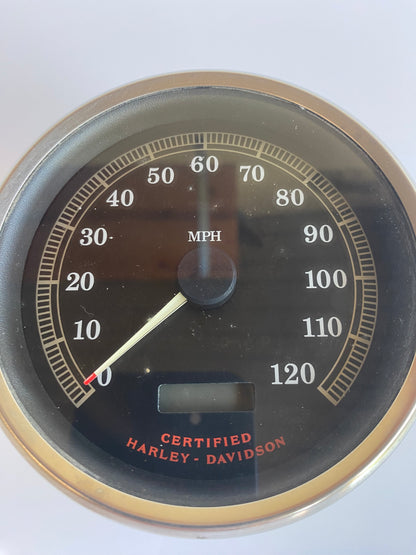 Compteur de vitesses en MPH 4 pouces Harley Davidson REF OEM 67033-99A