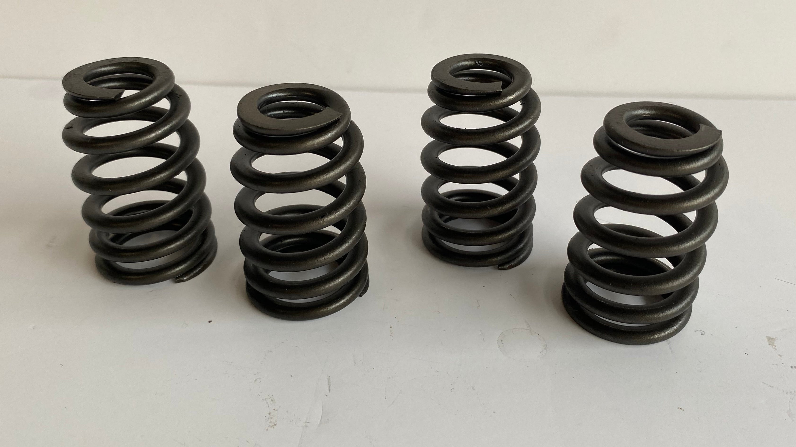 Jeu de 4 ressorts de soupapes Harley Davidson REF OEM 18245-02