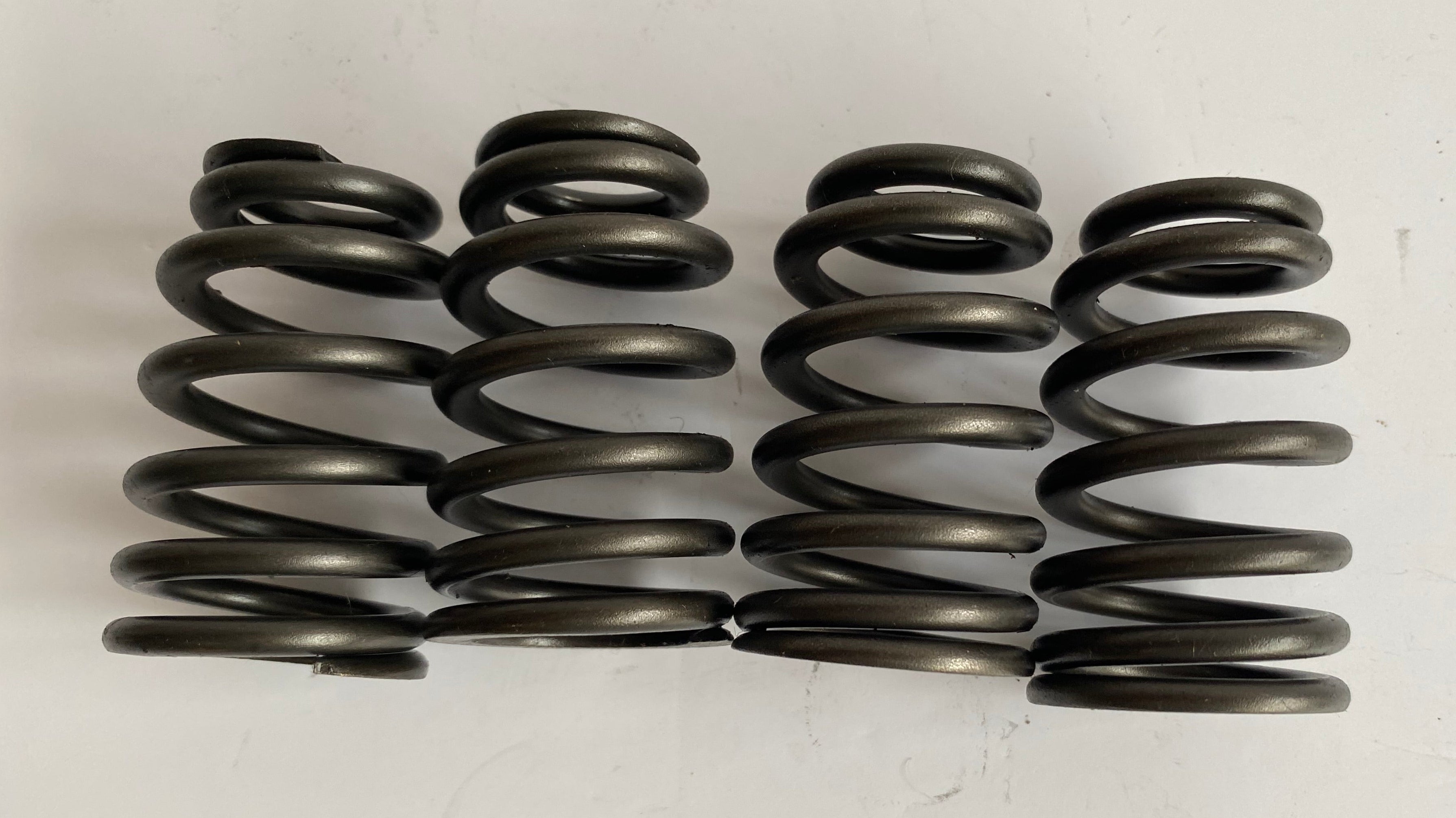 Jeu de 4 ressorts de soupapes Harley Davidson REF OEM 18245-02