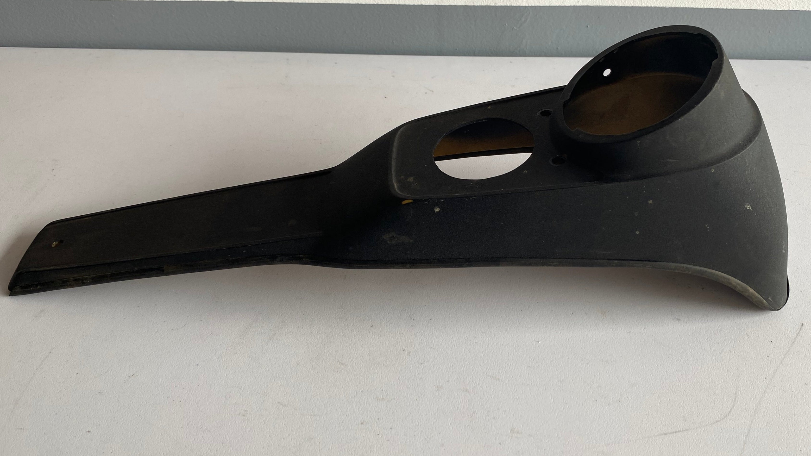 Harley Davidson FXR Tank Center Console OEM REF: 61413-86