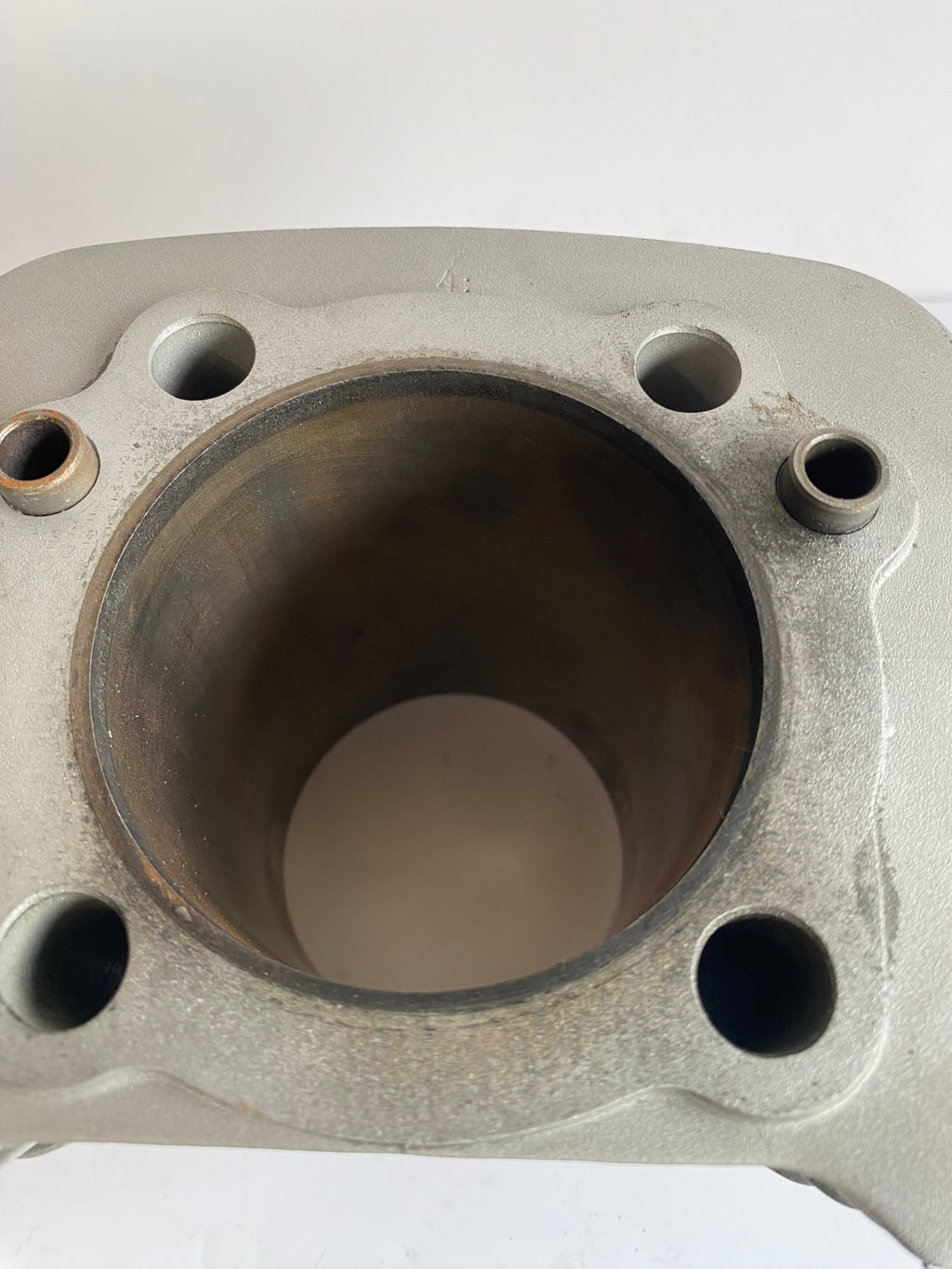 Cylindre 1200 Sportster Harley Davidson REF 16447-88