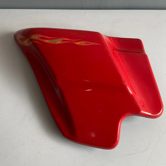 Cache latéral gauche Harley Davidson REF OEM : 66619-97A