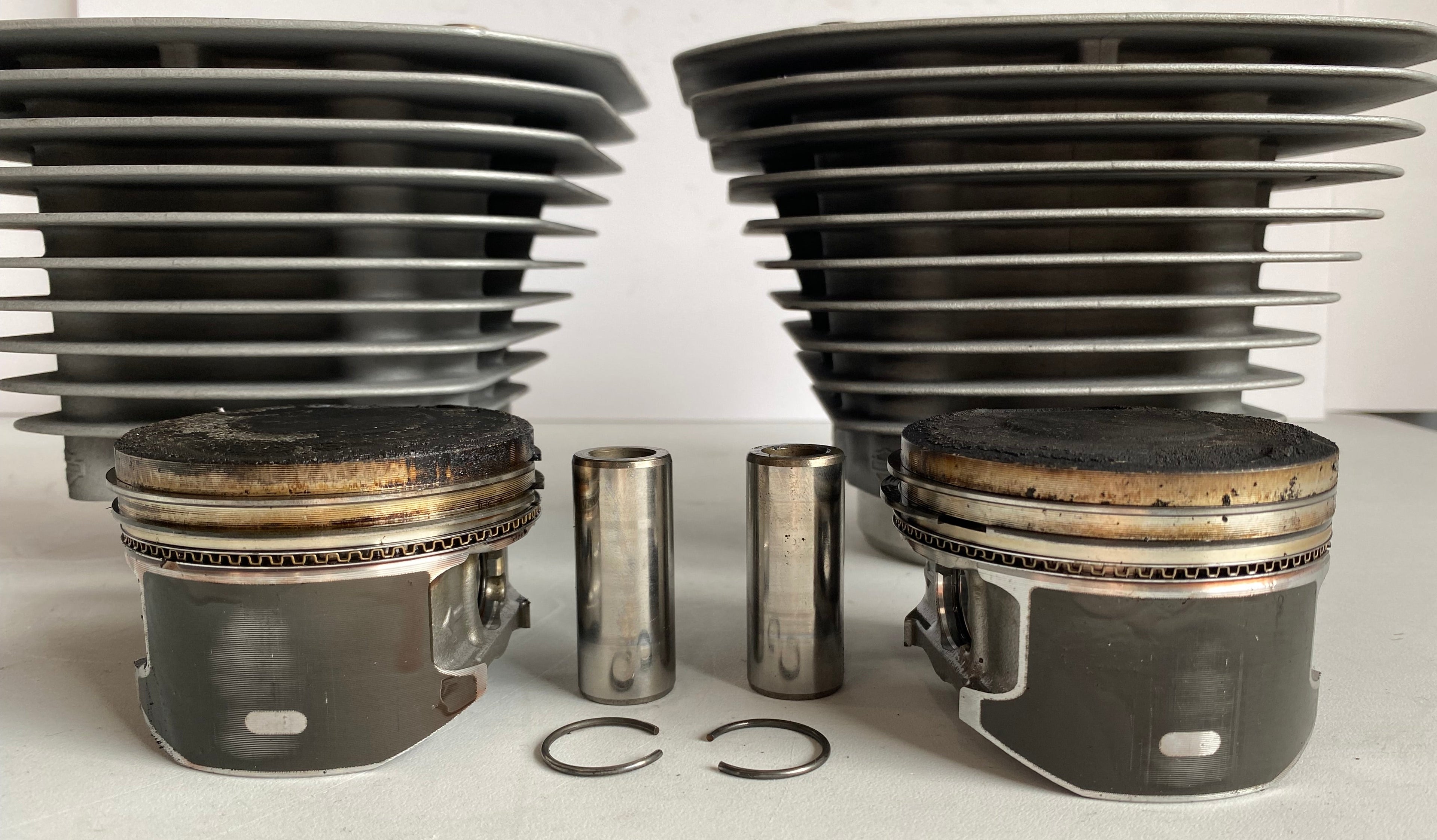 Jeu de cylindres/pistons 883 Sportster Harley Davidson REF OEM 16443-04
