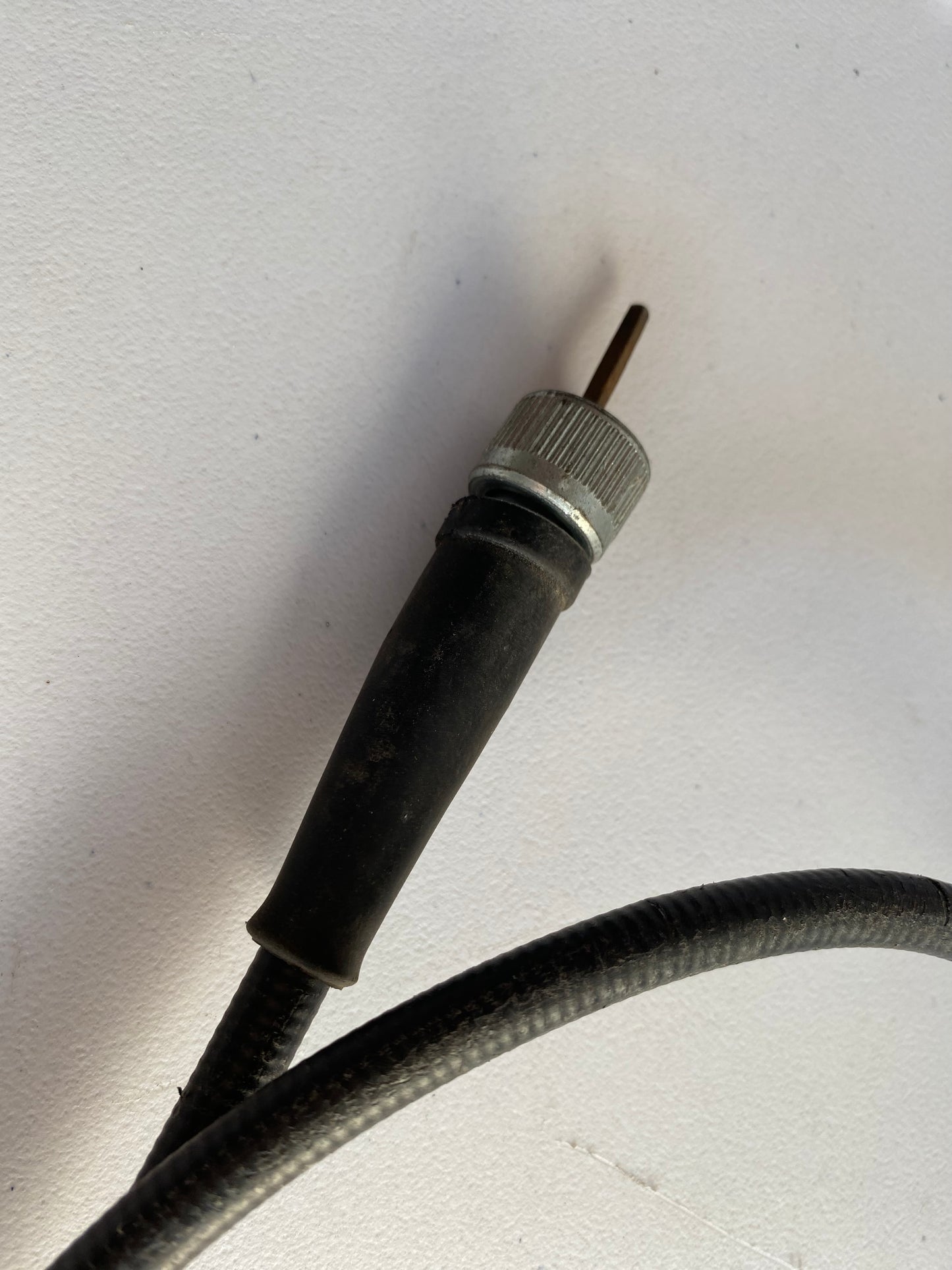 Câble de compteur sur boite à vitesses Harley Davidson REF MCS : 570032