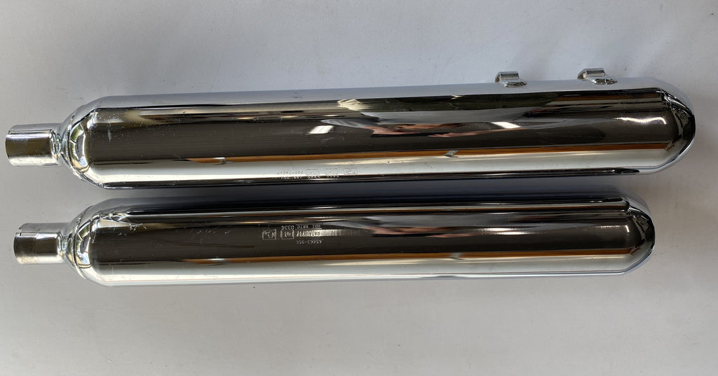 Harley Davidson Touring Muffler Set REF OEM: 65863-95C / 65552-95C