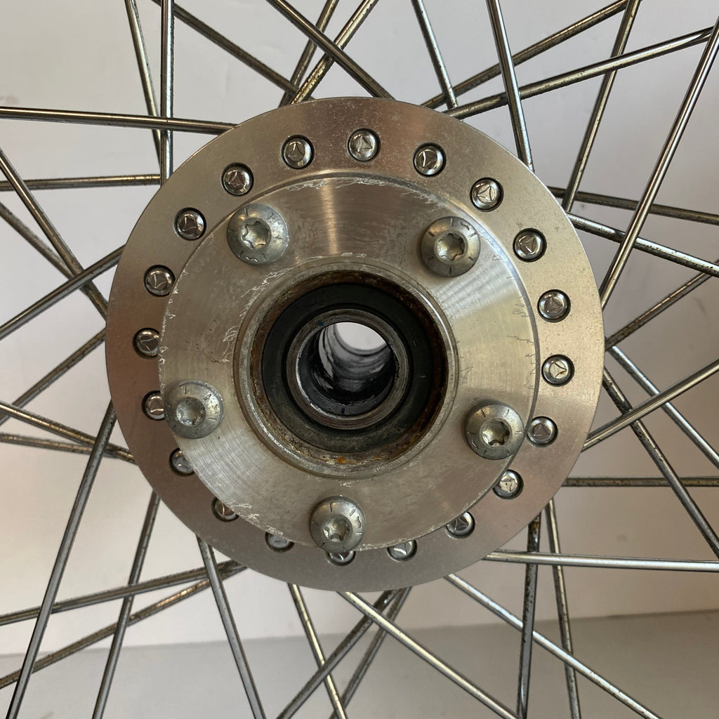 Roue avant à rayons 19 pouces Dyna Harley Davidson REF OEM 41425-09