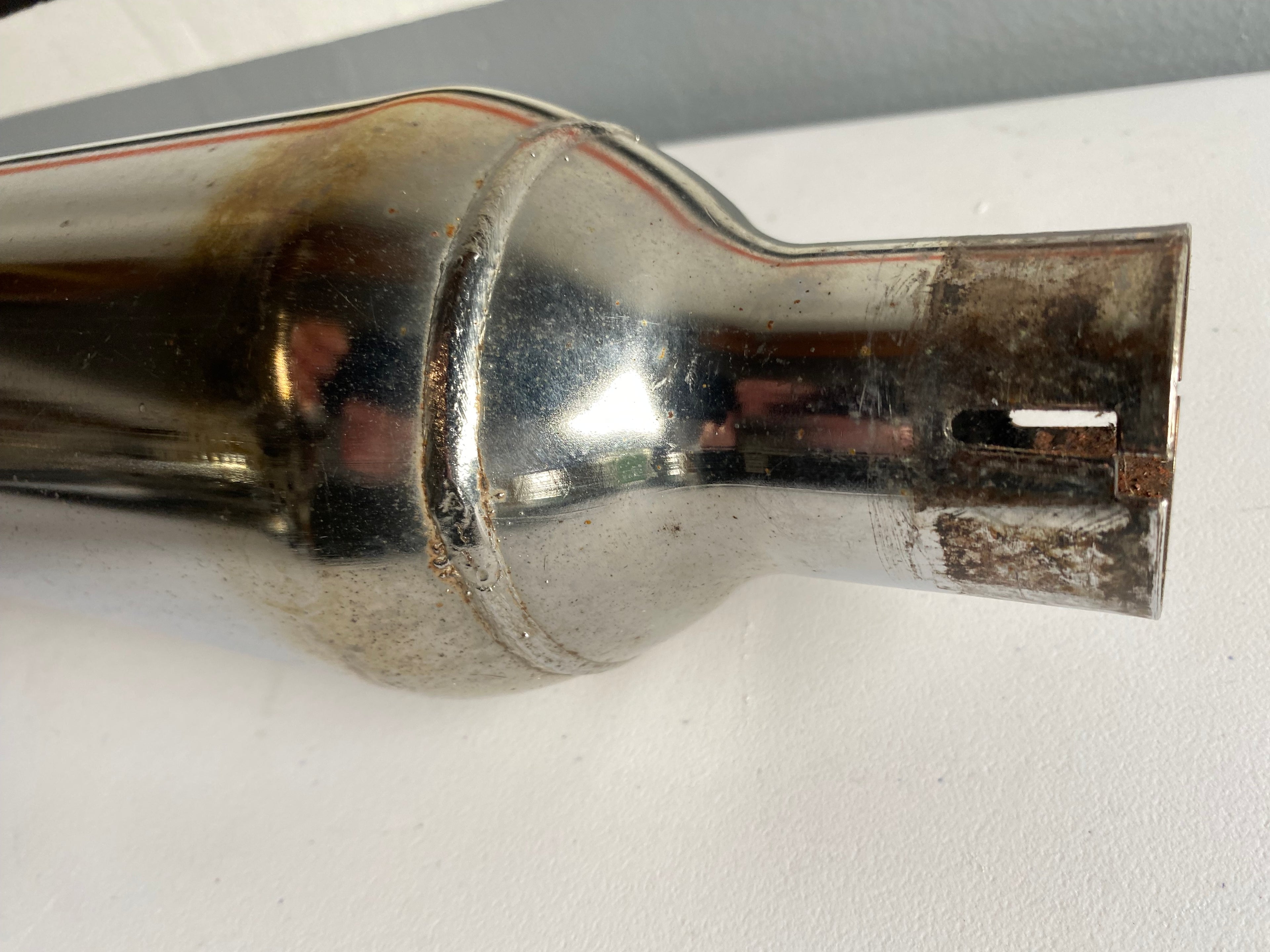 Silencieux échappement droit Harley Davidson REF OEM : 65863-95C