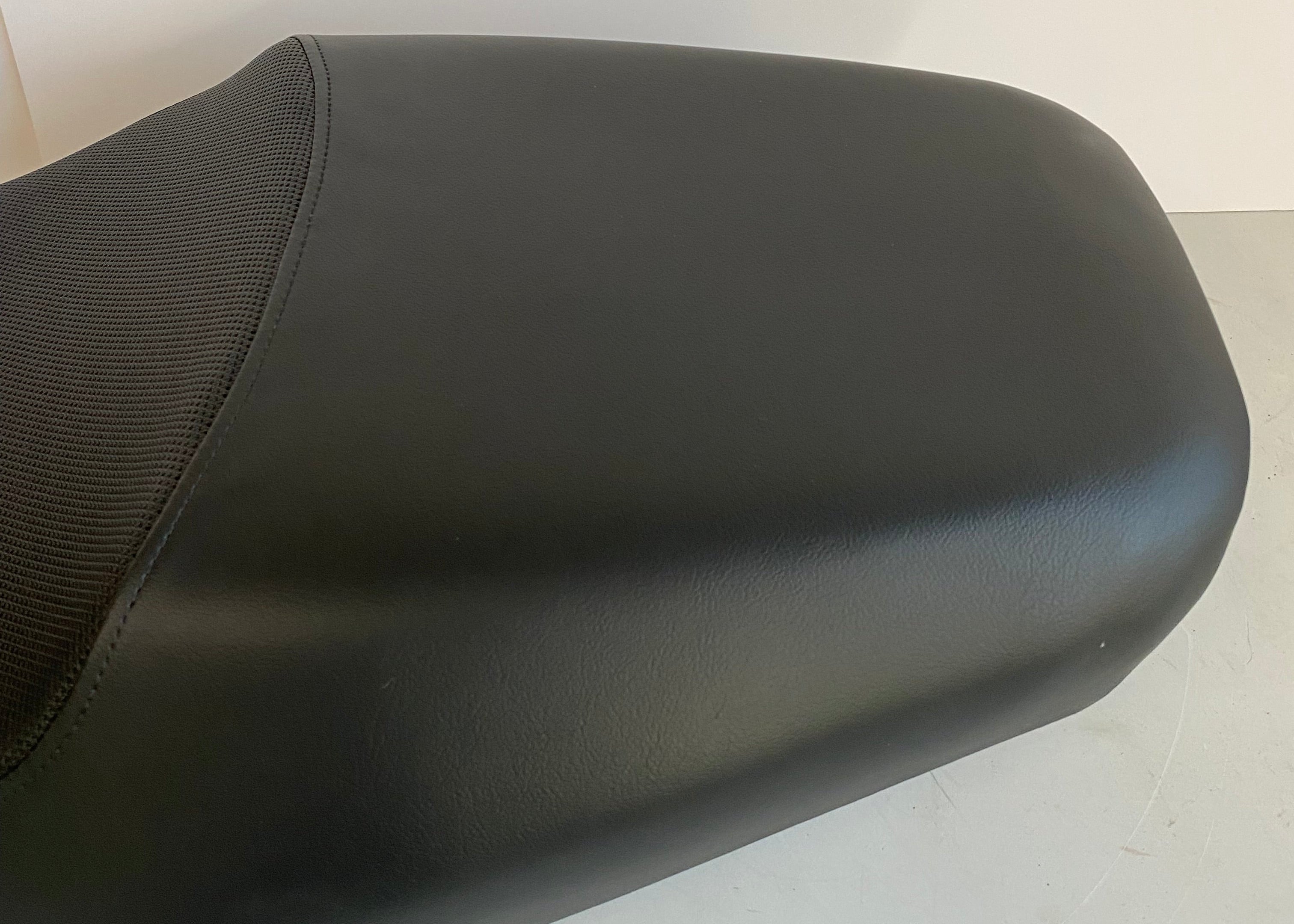 Selle Buell Ulysses XB12X modèle low NEUVE REF OEM 51901-06YA