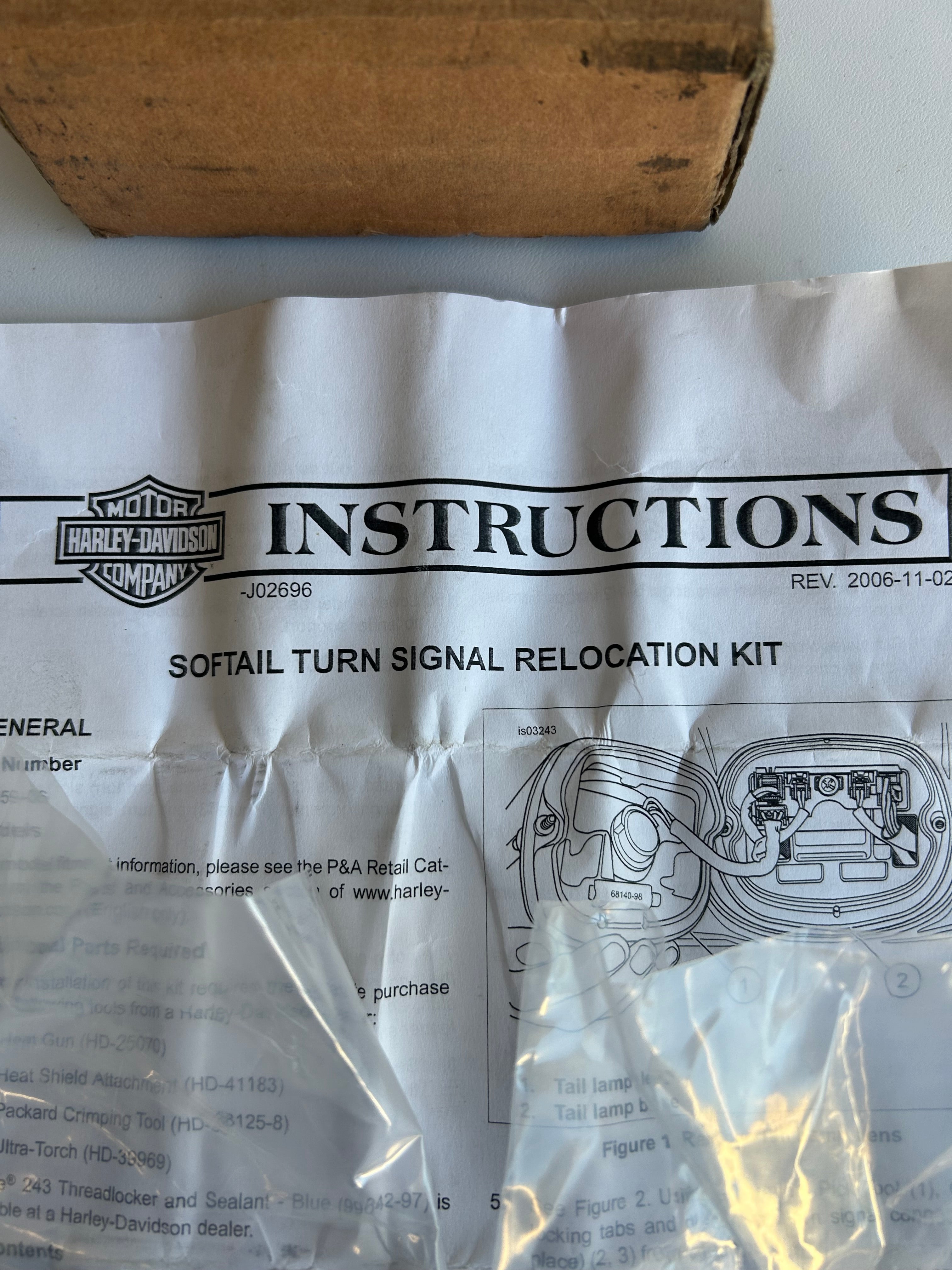 kit relocation clignotants arrière sissy bar Harley Davidson REF 53959-06