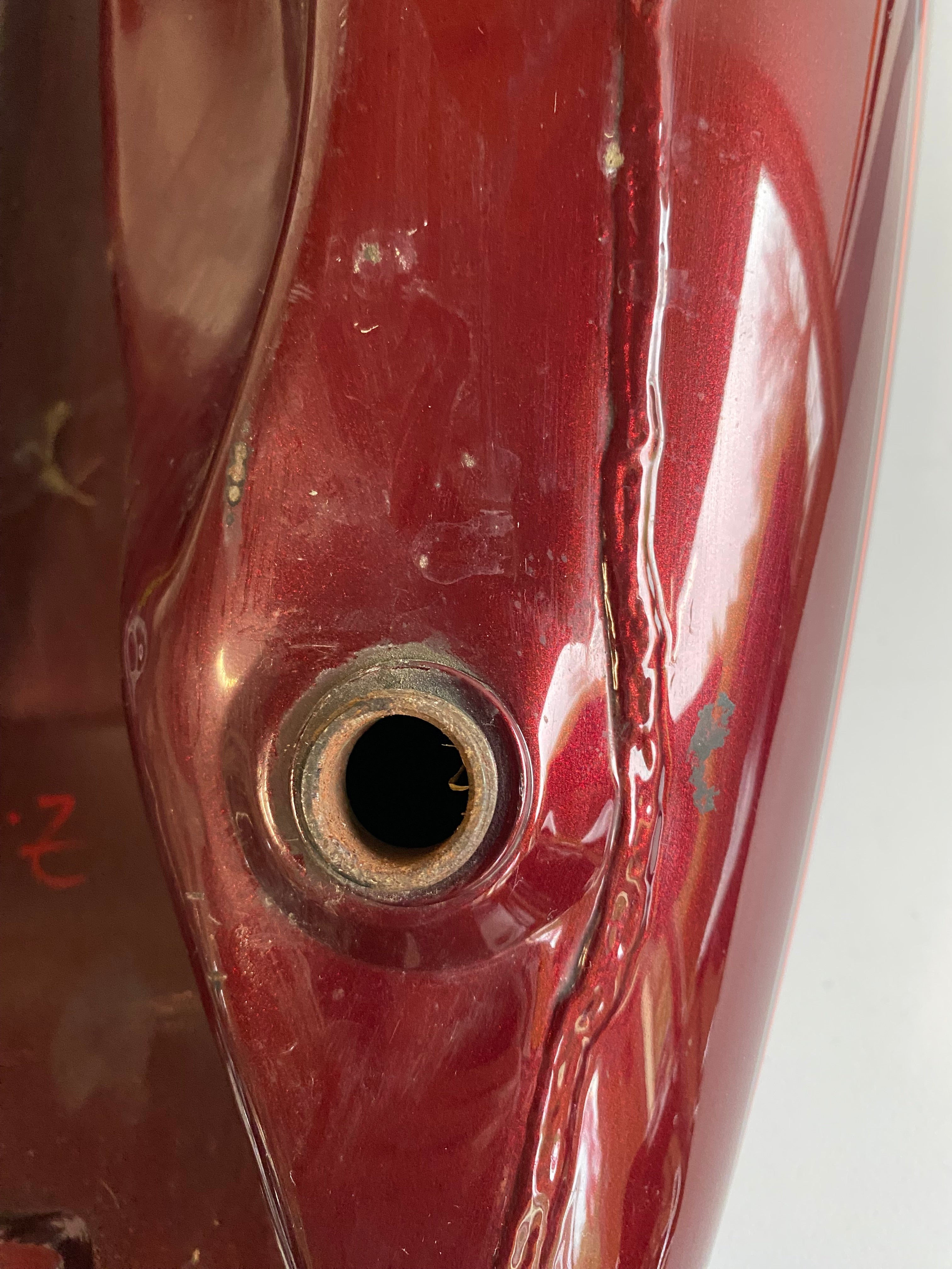 Harley Davidson Fuel Tank OEM REF: 61360-01QL
