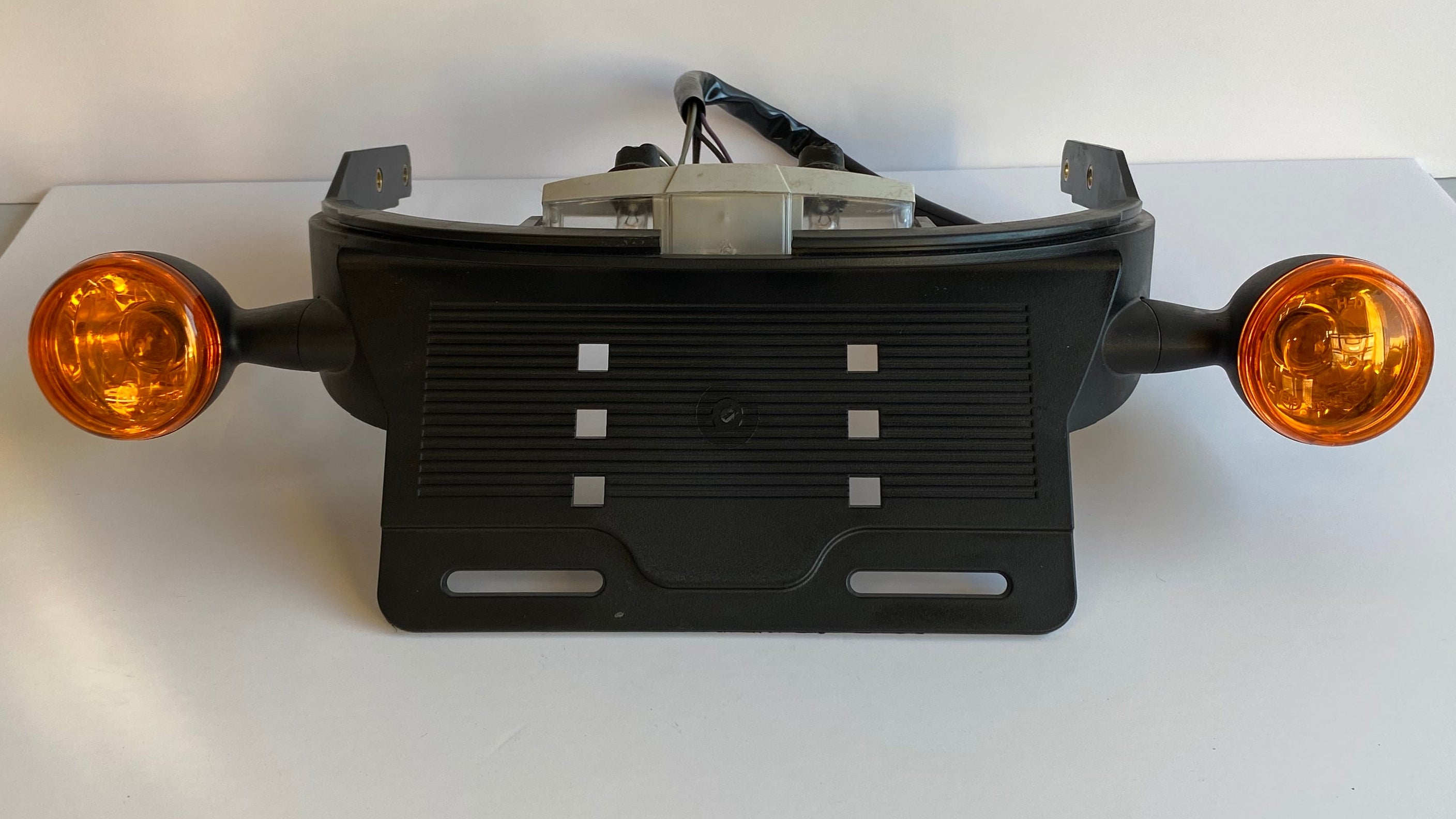 Support de plaque d'immatriculation VRSC Night Rod Harley Davidson REF 69086-07
