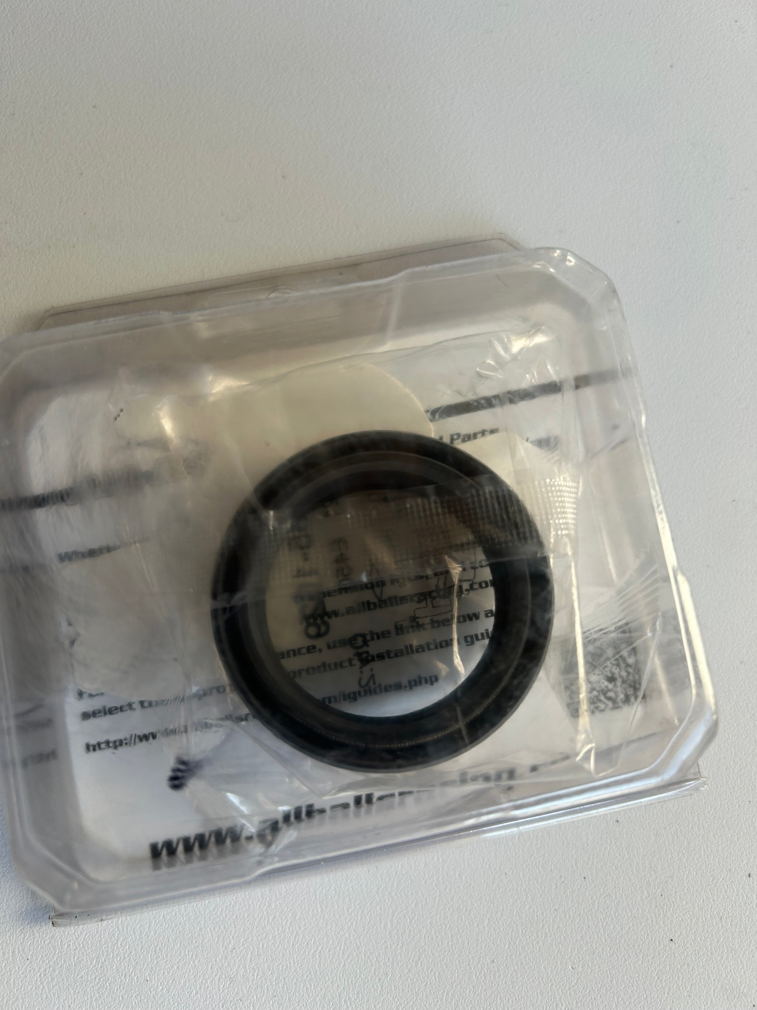 Harley Davidson 43mm fork seal kit 2 REF MCS 559428