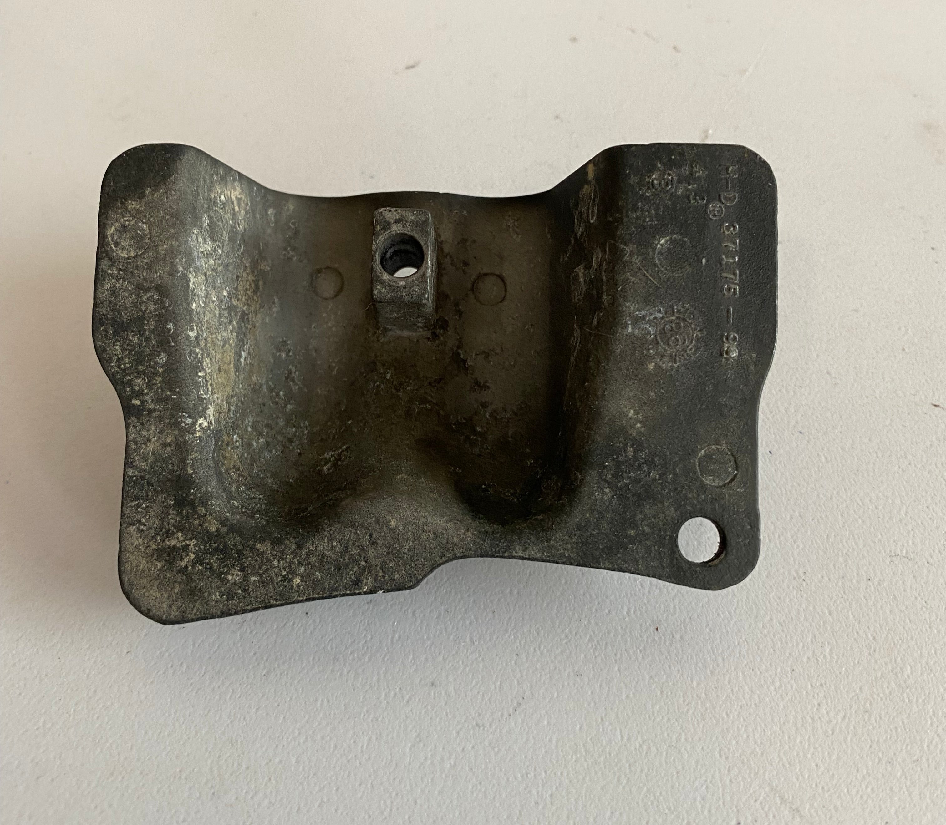 Harley Davidson Oil Hose Cover OEM REF: 37175-99