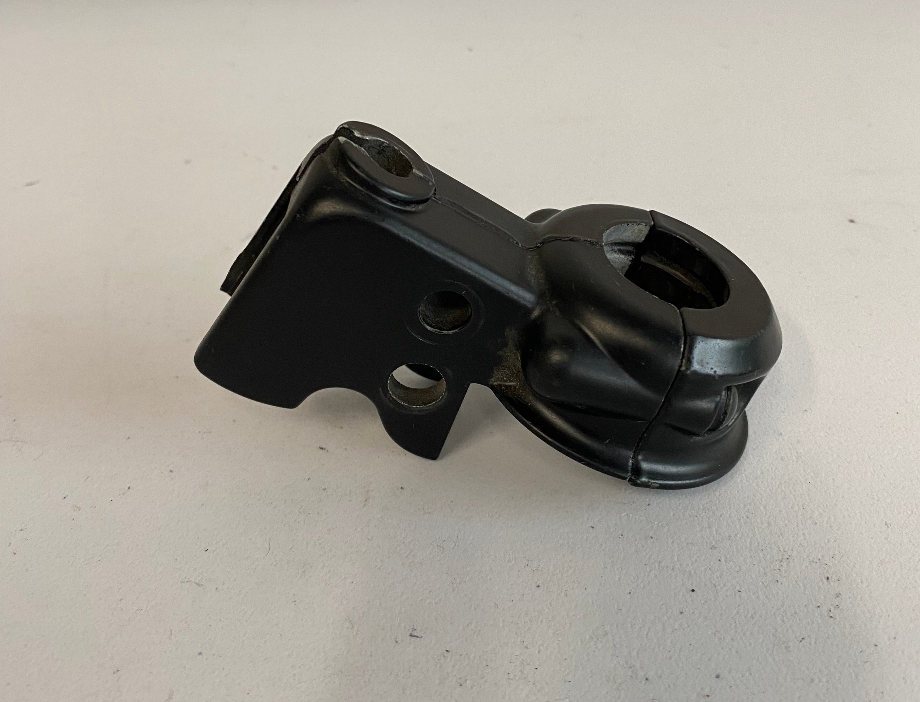 Harley Davidson Kupplungshebelhalterung OEM-Referenz: 38608-96