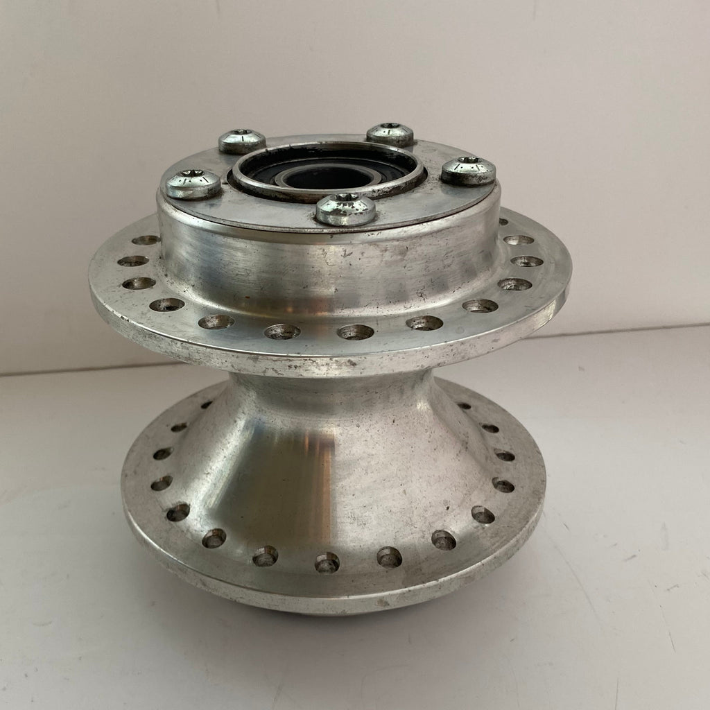 Moyeu de roue avant Dyna & Sportster Harley Davidson REF OEM 43105-08