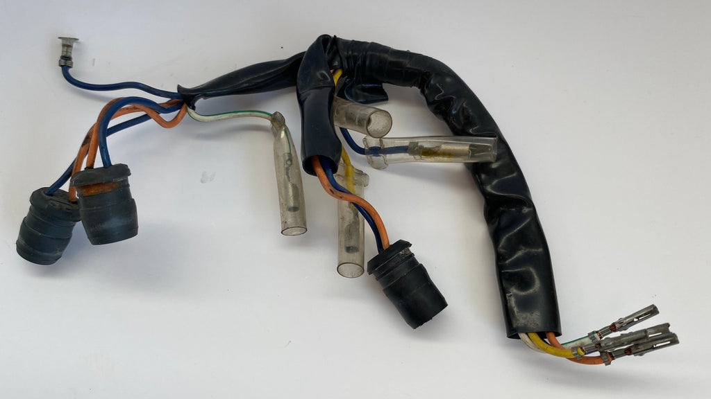 Faisceau de compteur de vitesse Harley Davidson REF OEM 67172-88A