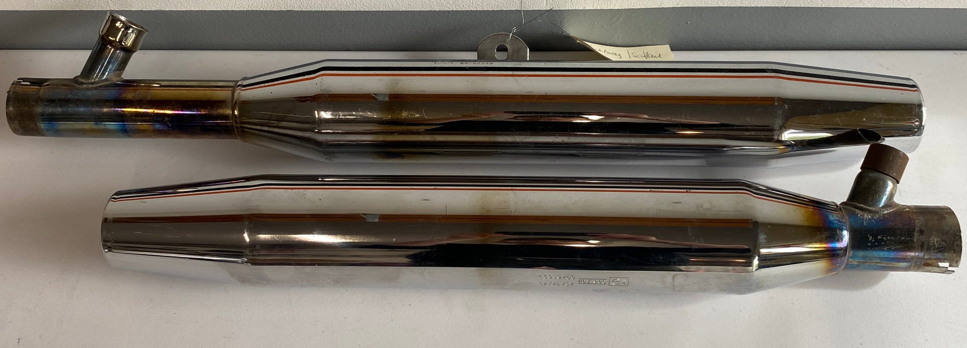 Jeu de silencieux échappement Harley Davidson REF OEM : 65894-00 / 65939-00