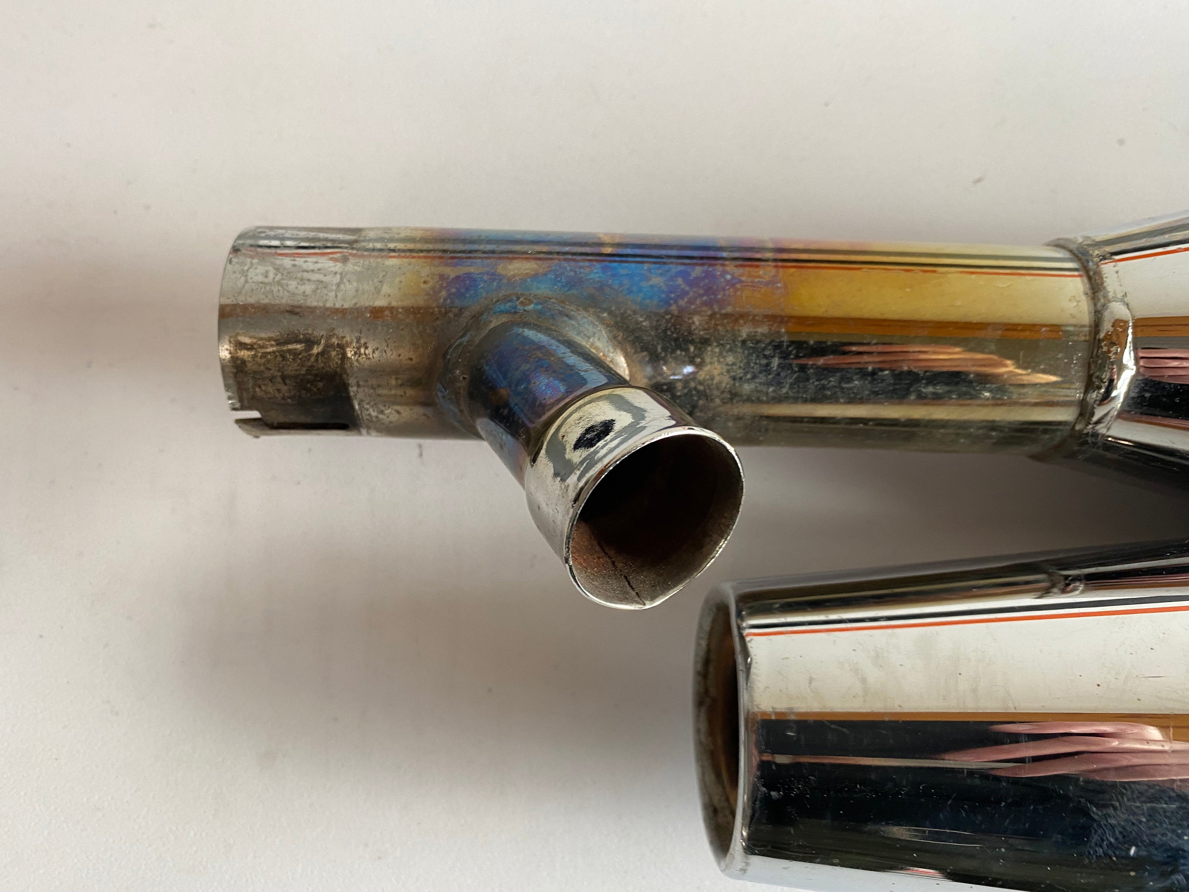 Jeu de silencieux échappement Harley Davidson REF OEM : 65894-00 / 65939-00