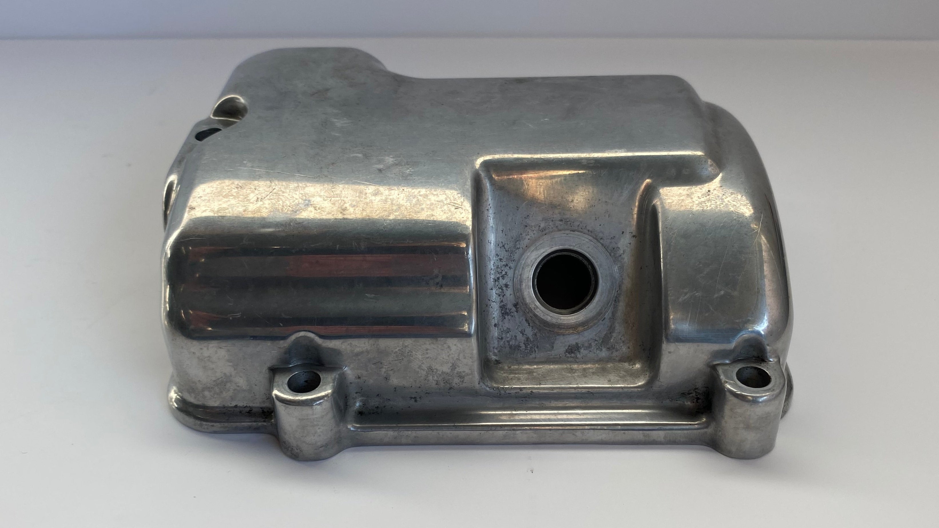 Carter supérieur boite 5 vitesses alu poli Softail Harley Davidson REF OEM 34464-98