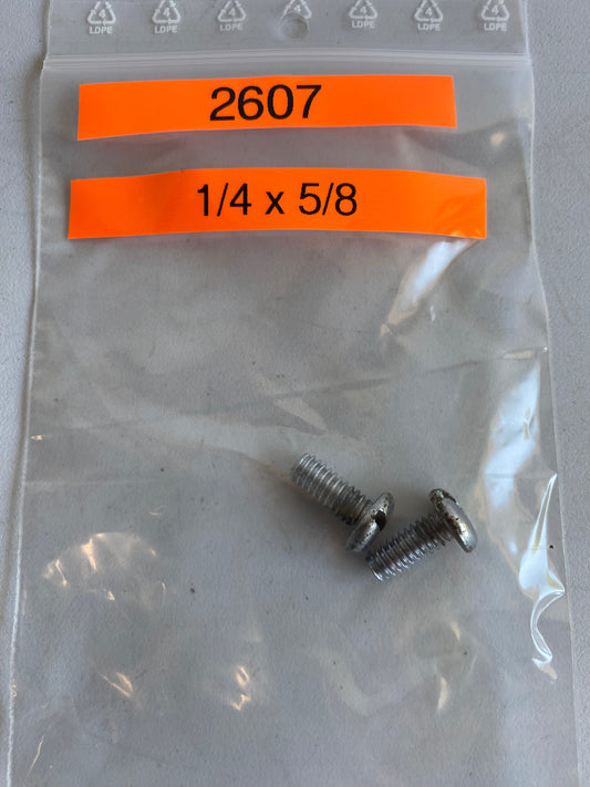 Jeu de vis 1/4- 5/8 coussin sissy bar Harley Davidson REF OEM 2607