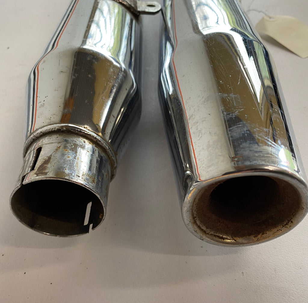 Jeu de silencieux Harley Davidson REF OEM : 65312-98A / 65193-98A