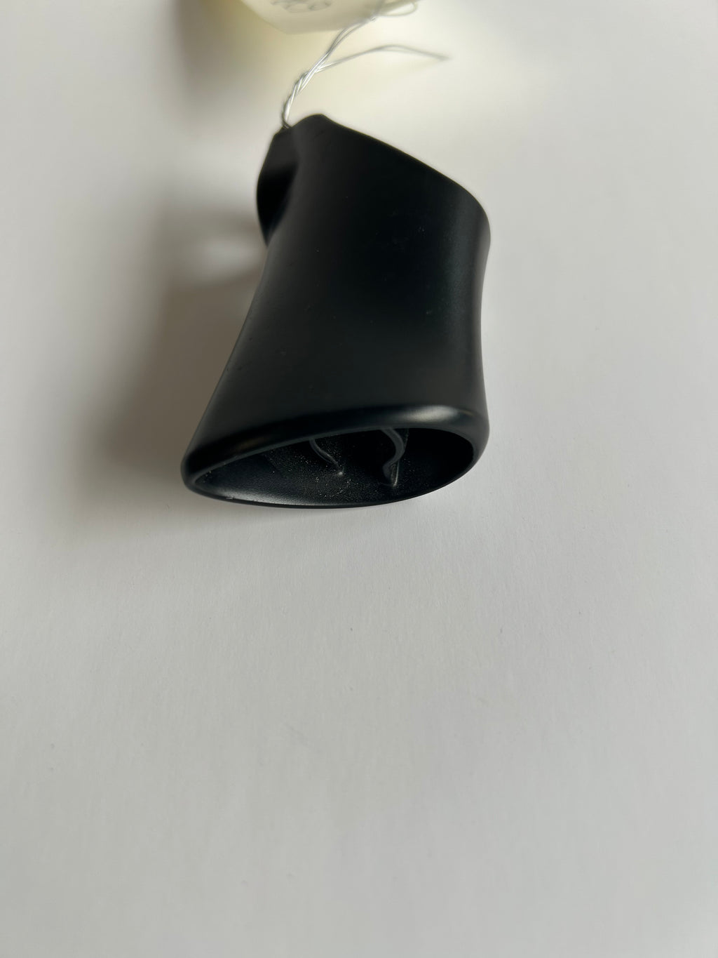 Blinkerhalterung vorne rechts Forty Eight Harley Davidson REF OEM 67800505