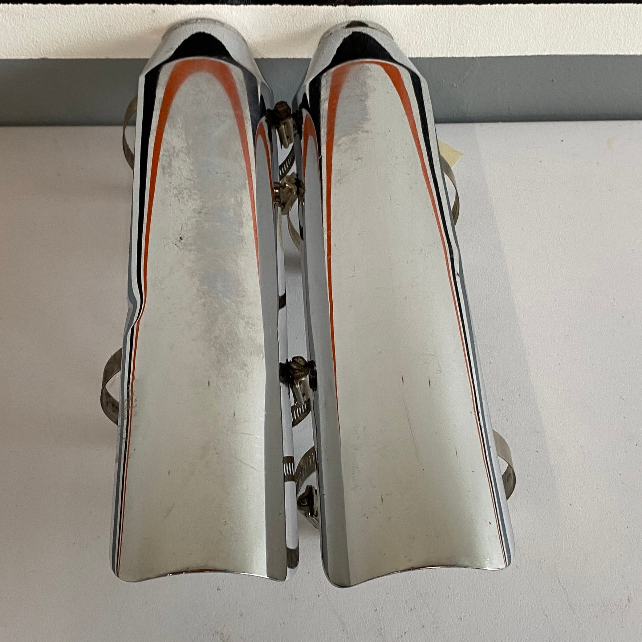 Jeu de 2 pares chaleurs chromés silencieux SOFTAIL Harley Davidson REF OEM : 65463-00